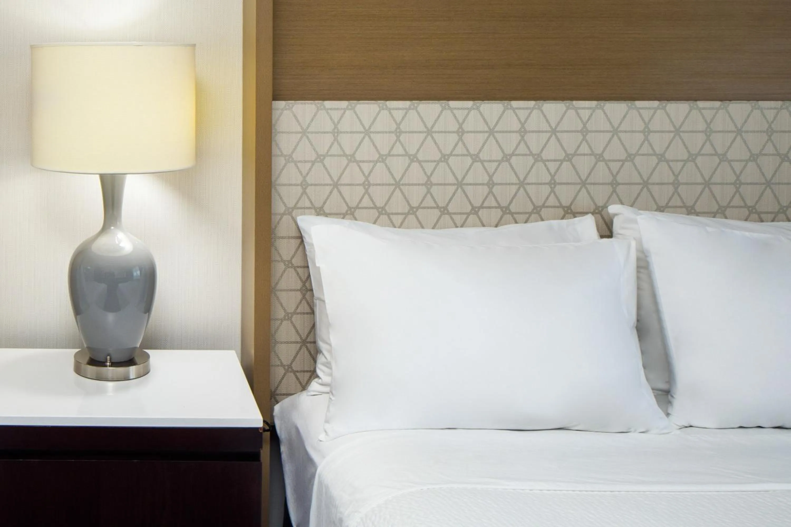 Photo of the whole room, Bed in Holiday Inn Weirton-Steubenville Area