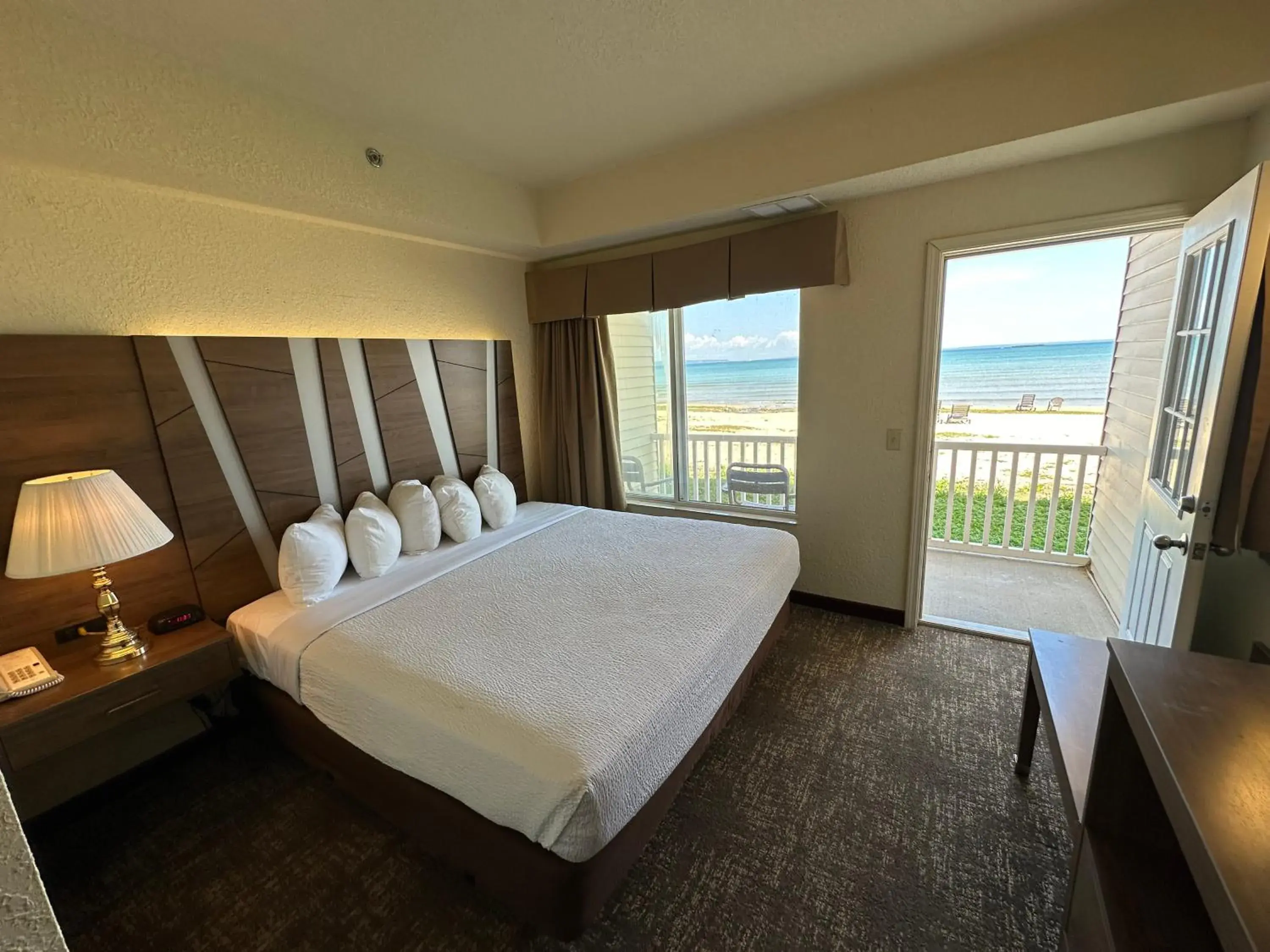 View (from property/room), Bed in Mackinaw Beach and Bay Inn & Suites View (from property/room), Bed in Mackinaw Beach and Bay Inn & Suites
