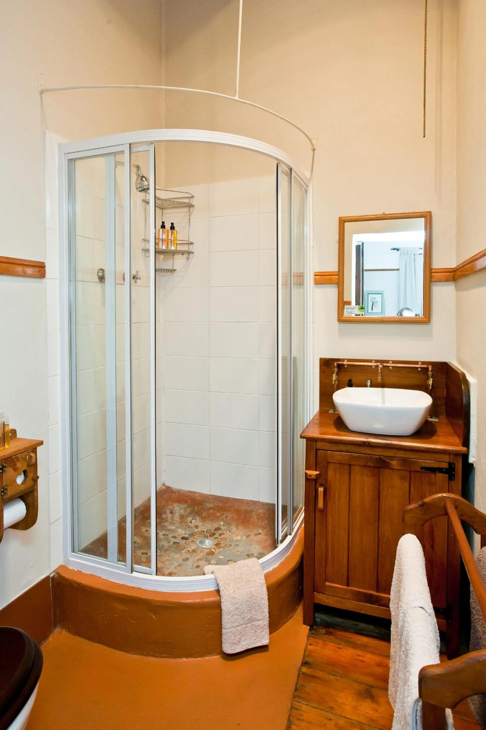 Photo of the whole room in Oakdene Guest House