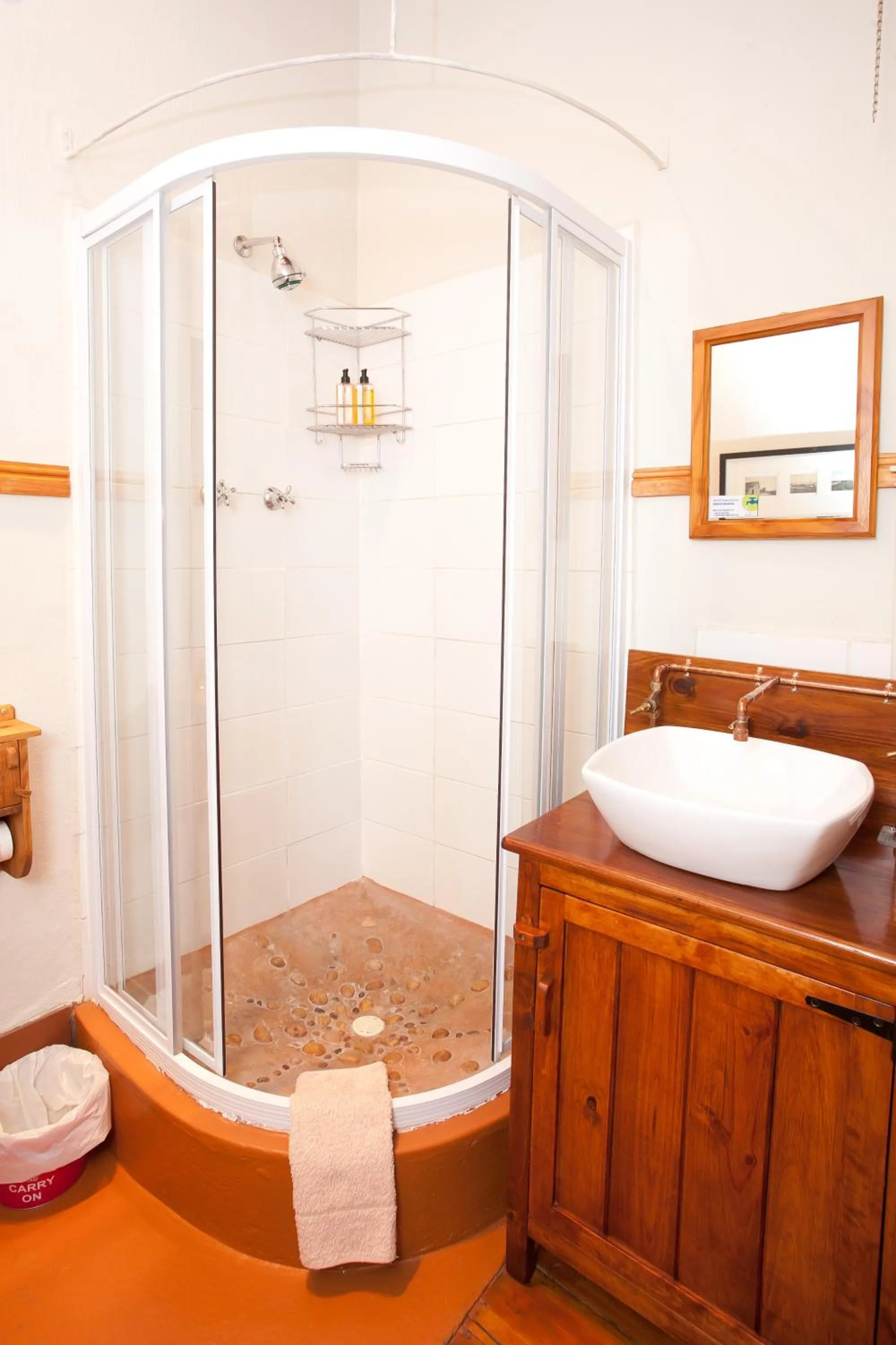 Photo of the whole room in Oakdene Guest House