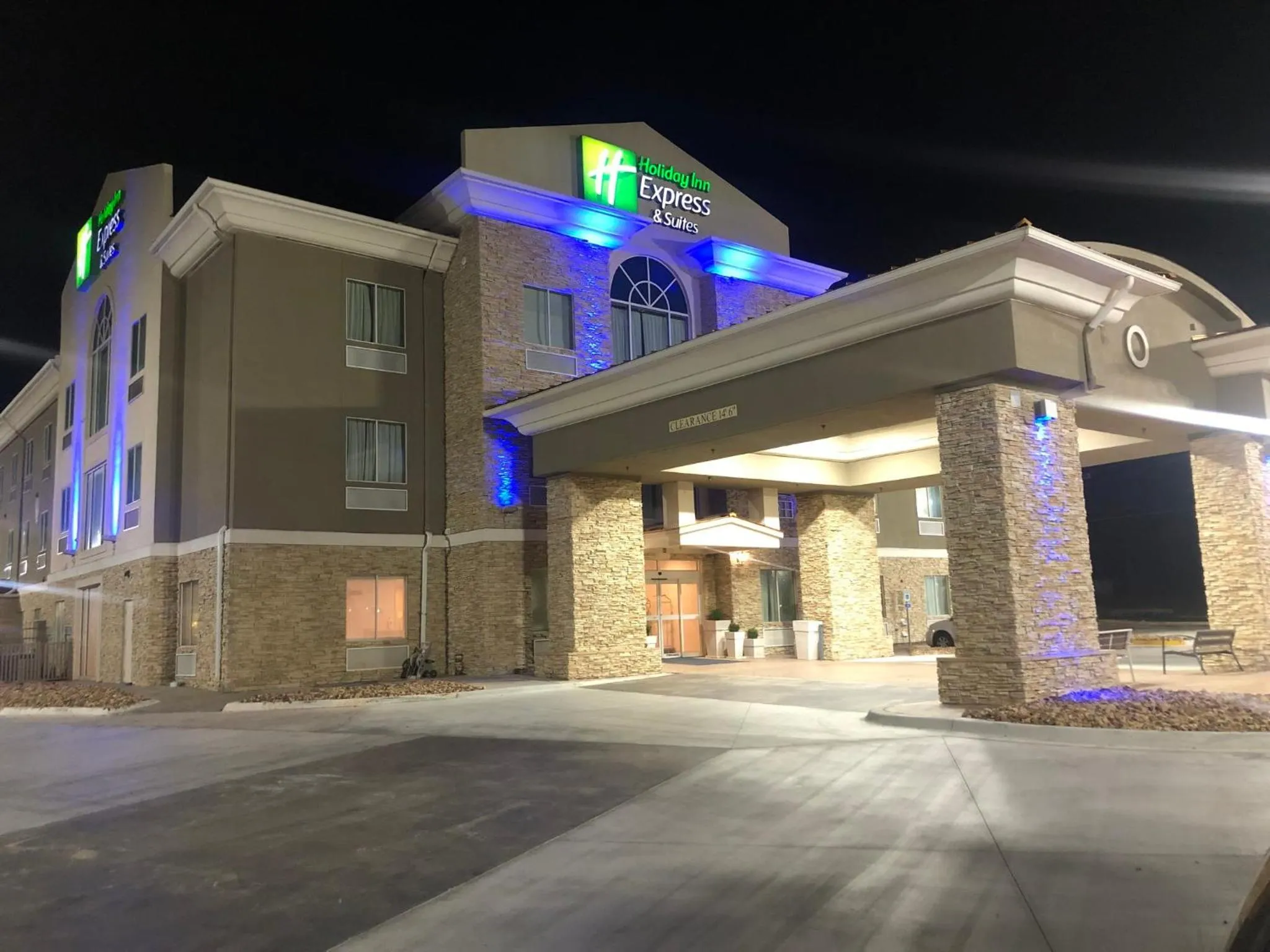 Property building in Holiday Inn Express Hotel & Suites Woodward Hwy 270 by IHG