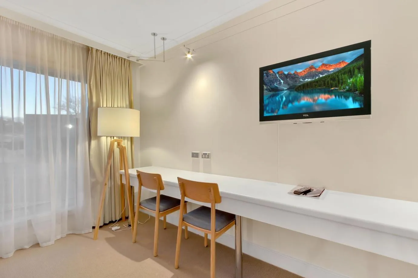 Seating area in Bellevue On The Lakes