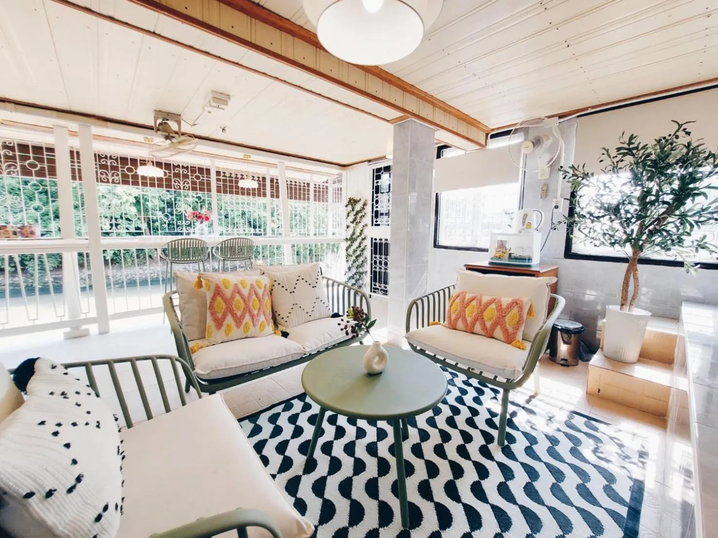 Living room in Green Riverside Homestay