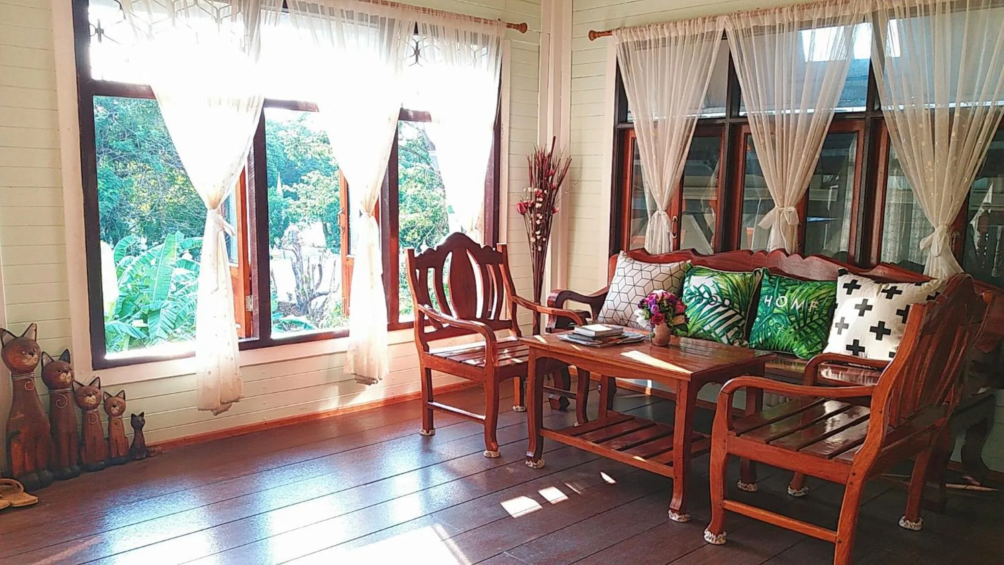 Living room in Green Riverside Homestay