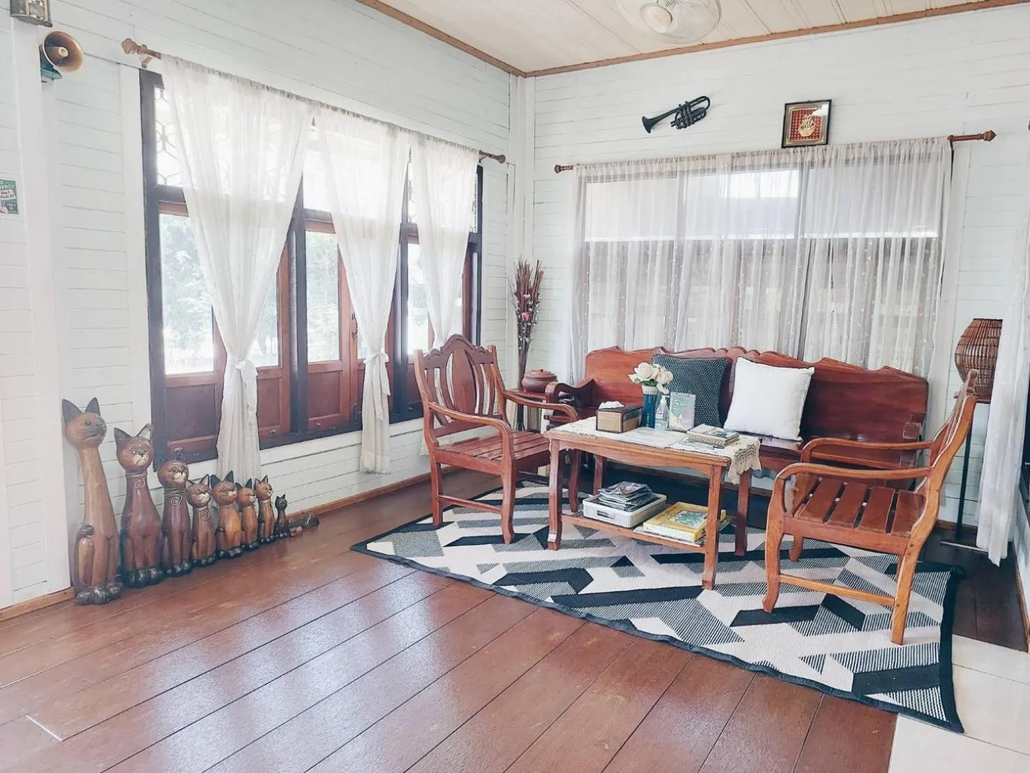 Living room in Green Riverside Homestay