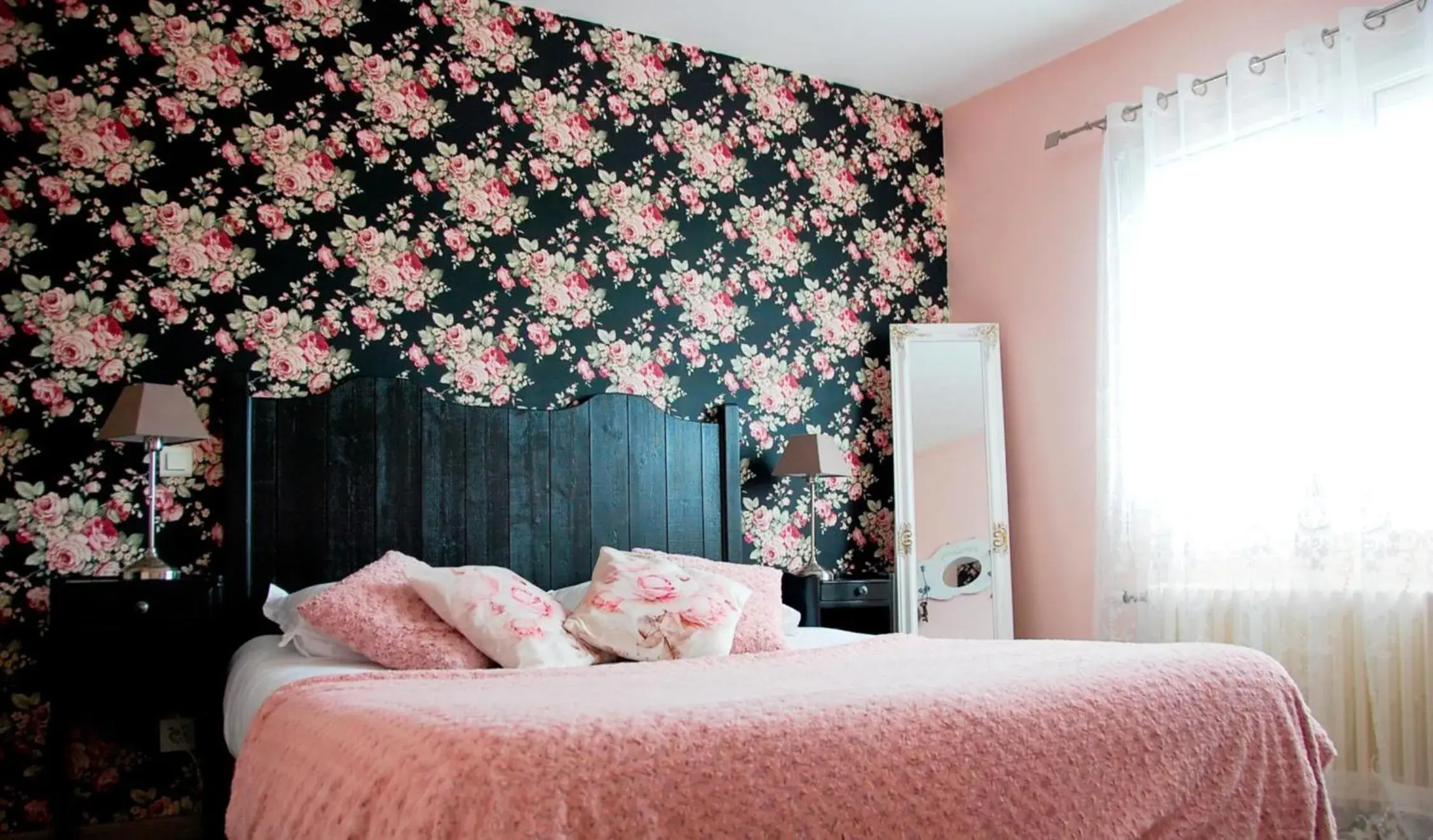 Double or Twin Room - single occupancy in Le Pont de la Loire Double or Twin Room - single occupancy in Le Pont de la Loire