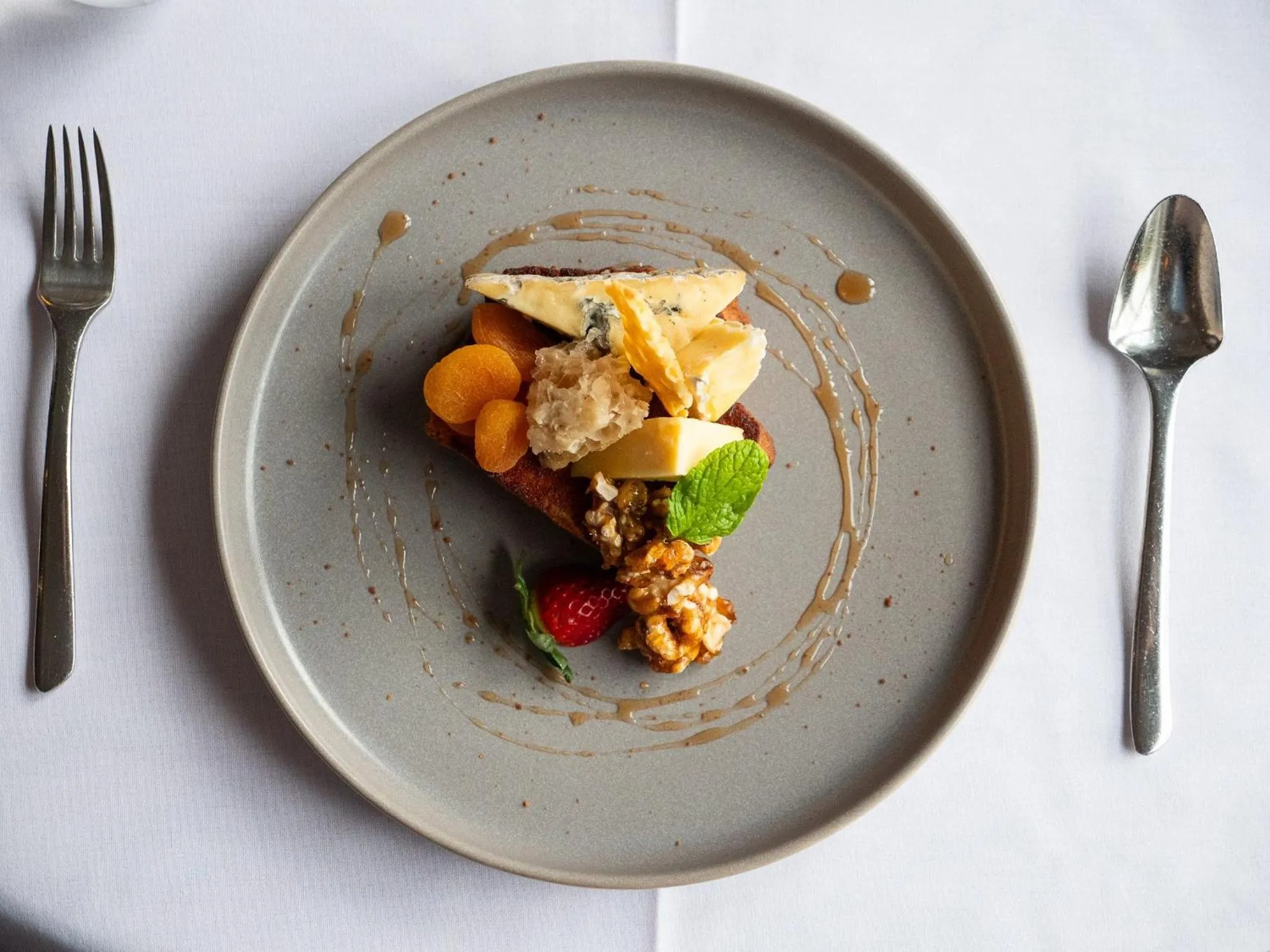 Restaurant/places to eat in Crowne Plaza Hawkesbury Valley by IHG