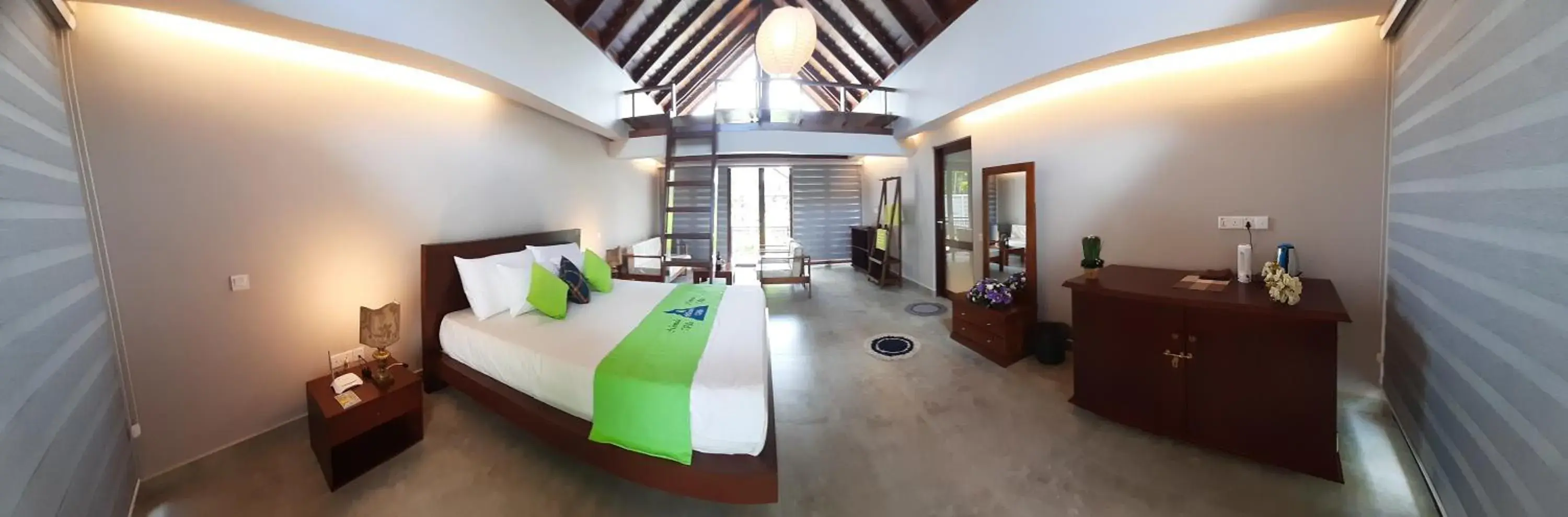 Superior Triple Room in Nirmala Villa Superior Triple Room in Nirmala Villa