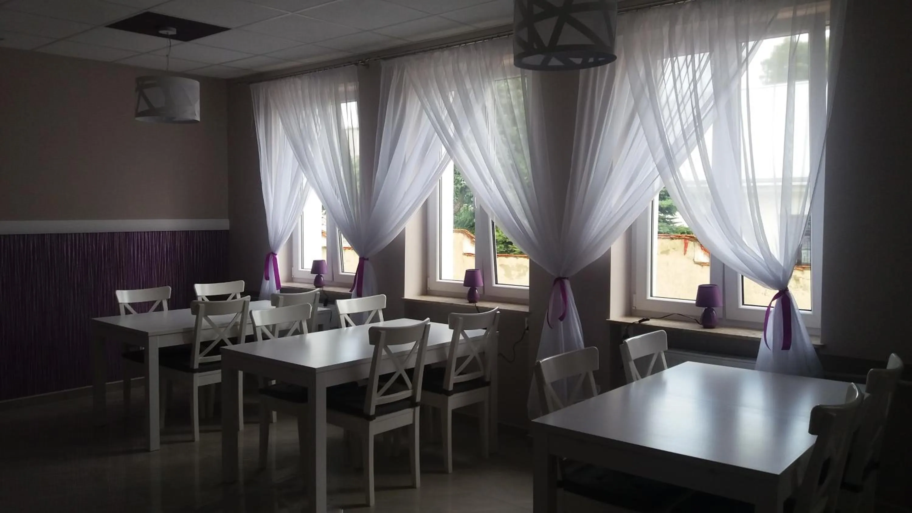 Restaurant/places to eat in SCSK Pół Ławy