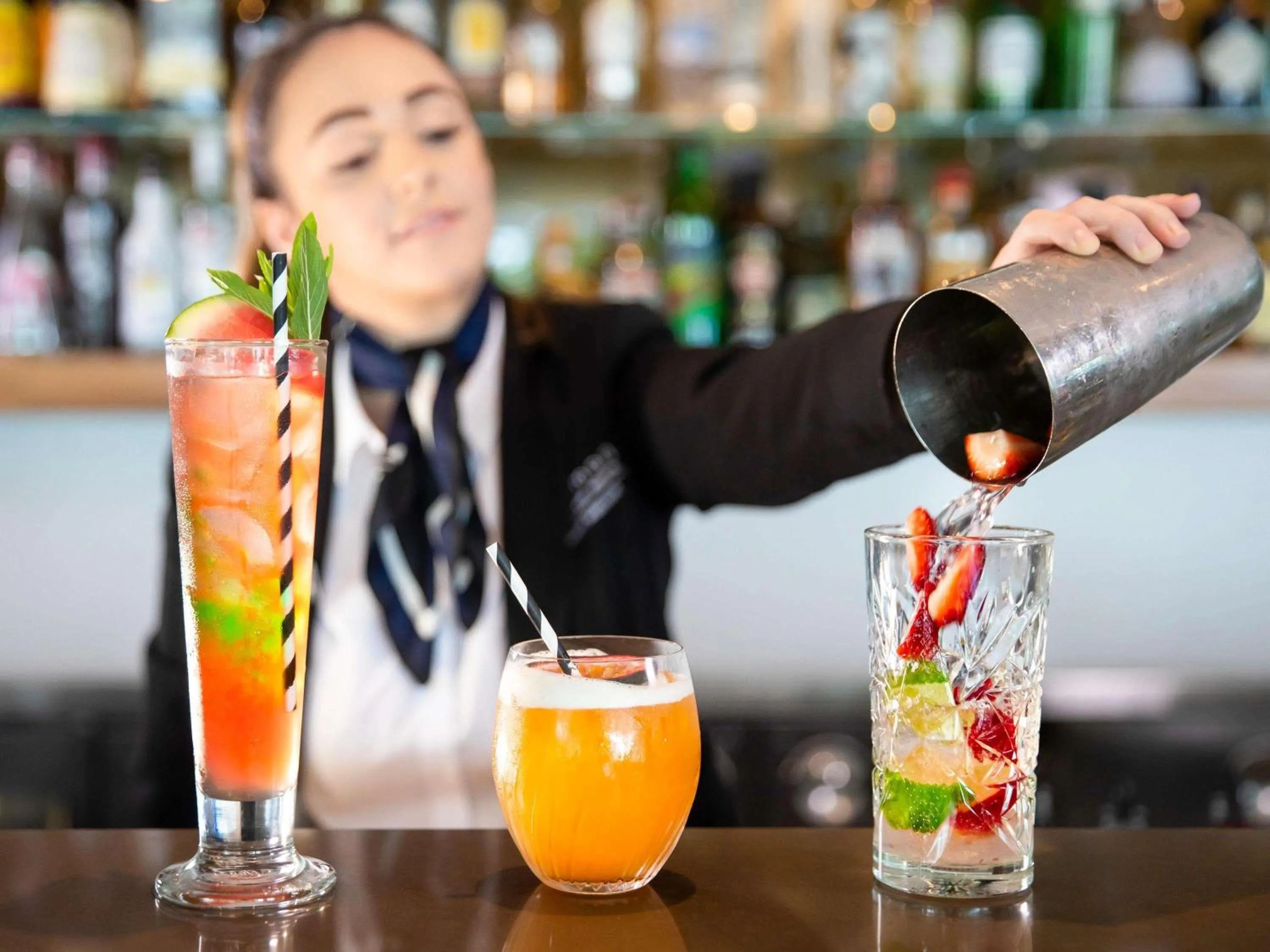 Lounge or bar in Pullman Magenta Shores Resort