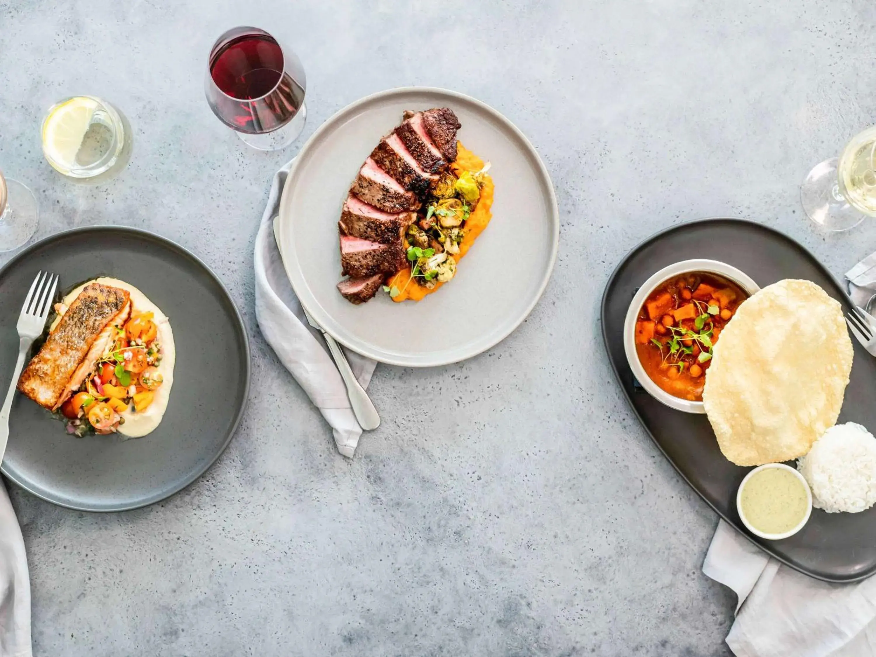 Restaurant/places to eat in Pullman Magenta Shores Resort Restaurant/places to eat in Pullman Magenta Shores Resort