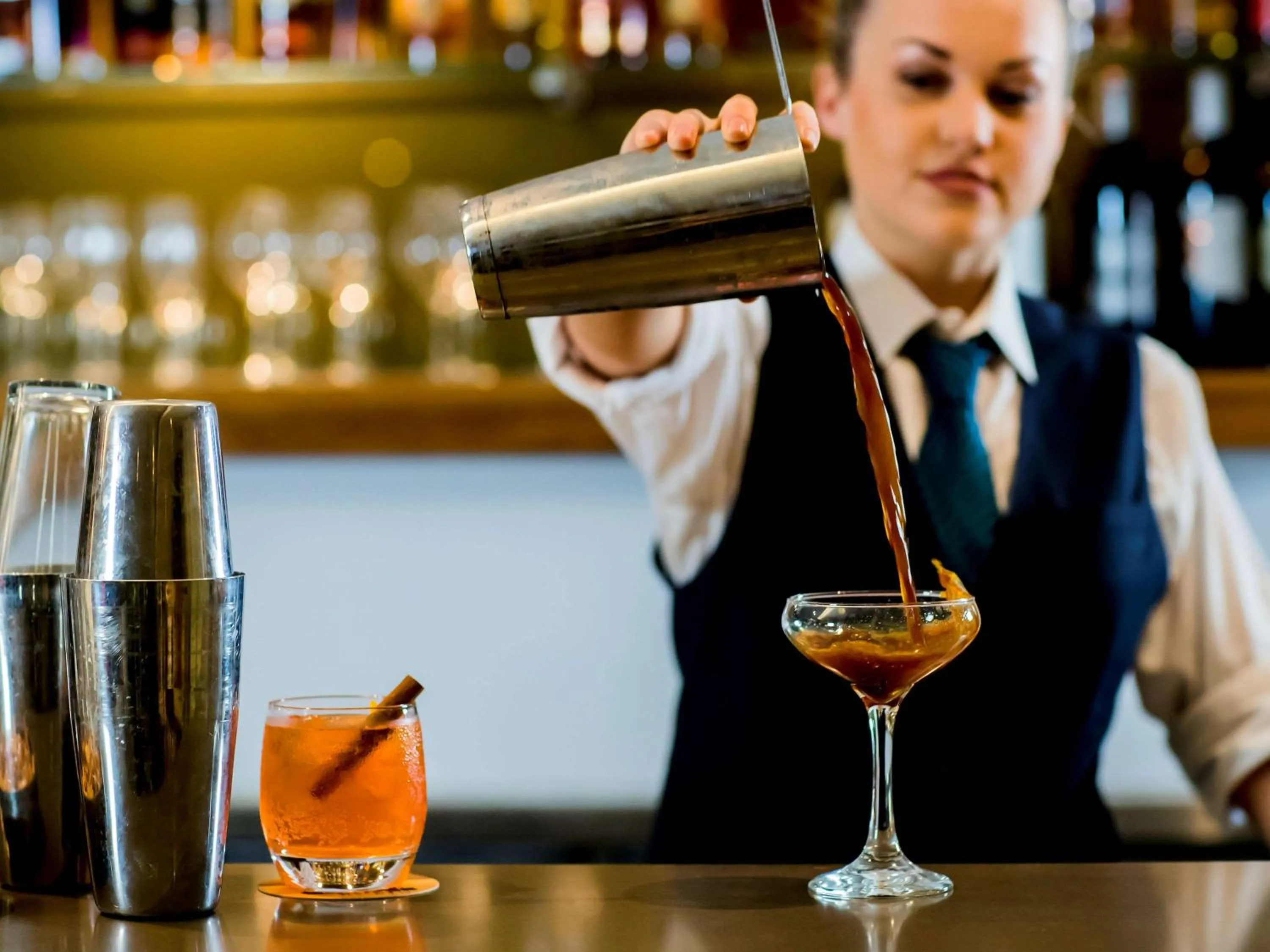 Restaurant/places to eat in Pullman Magenta Shores Resort