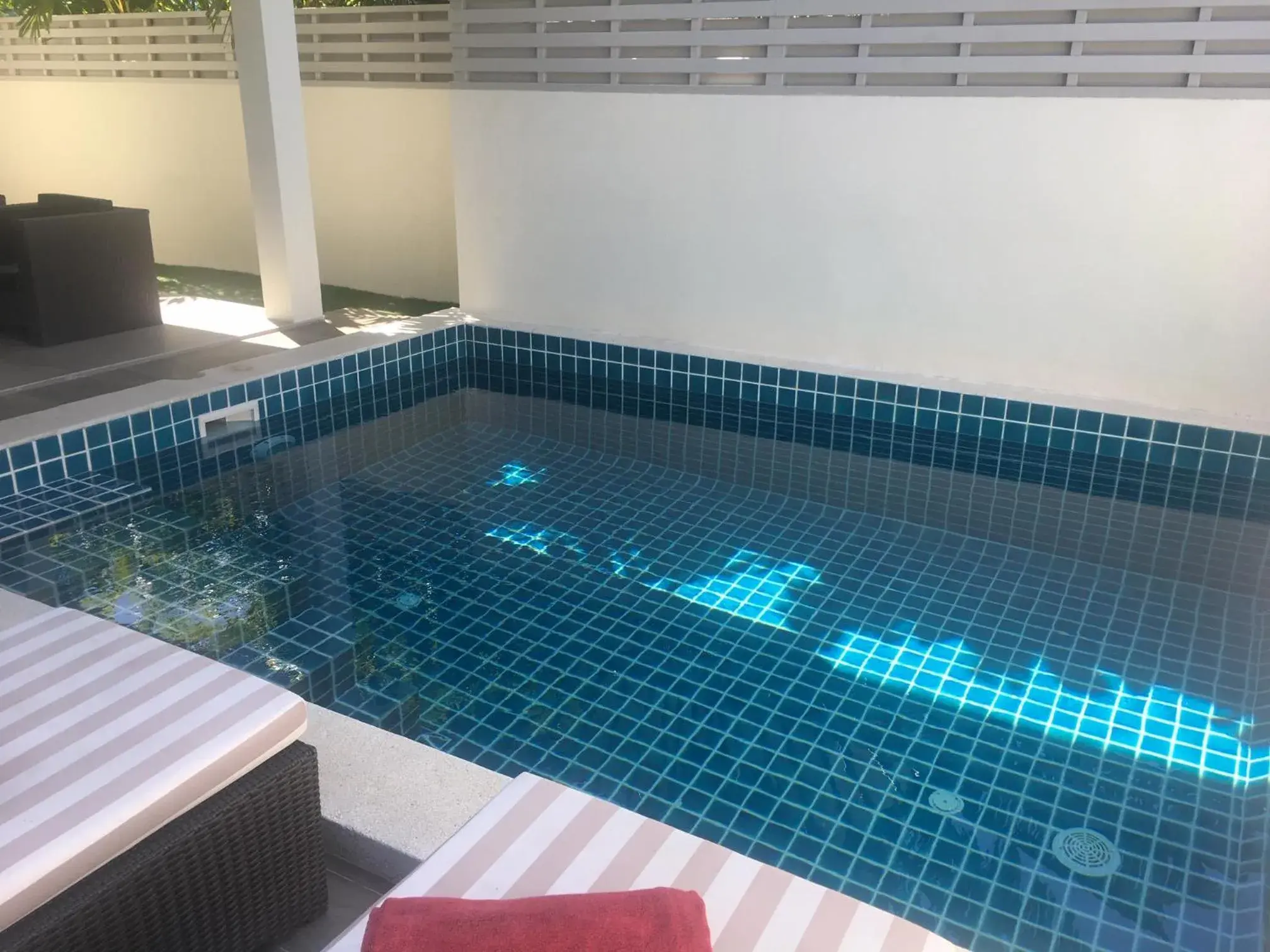 Swimming pool in Samui Blue Orchid - Adult Only Swimming pool in Samui Blue Orchid - Adult Only