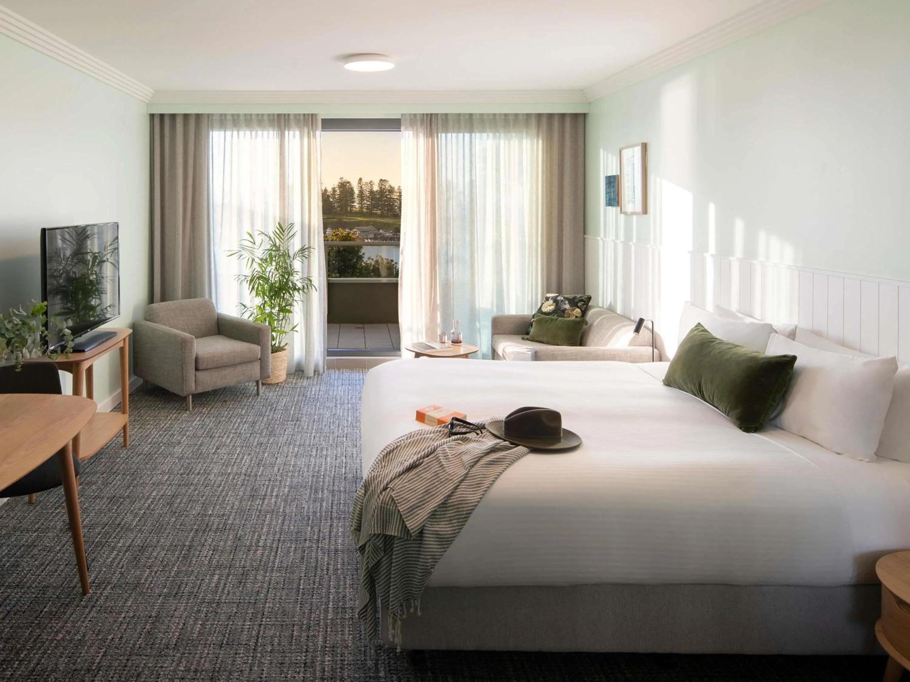 Bedroom, Bed in The Sebel Kiama