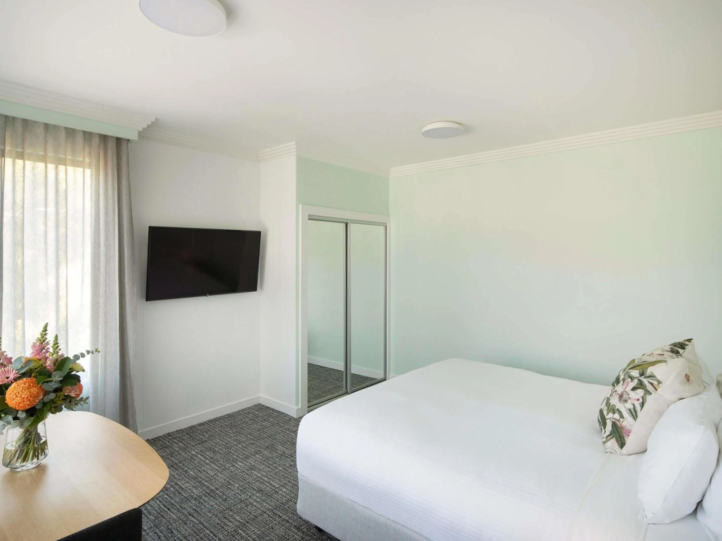 Bedroom, Bed in The Sebel Kiama