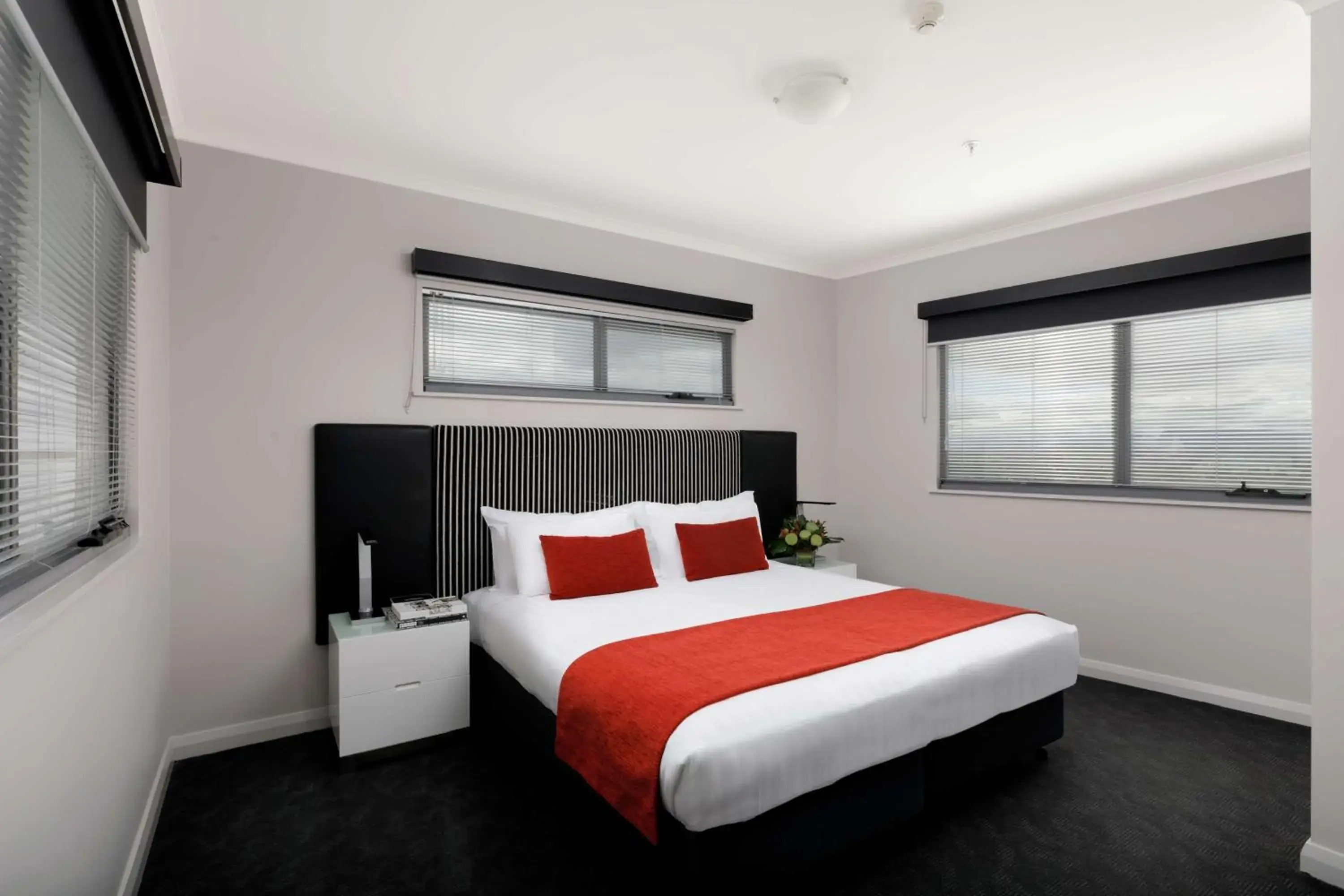 Photo of the whole room, Bed in Rydges Mount Panorama Bathurst Photo of the whole room, Bed in Rydges Mount Panorama Bathurst