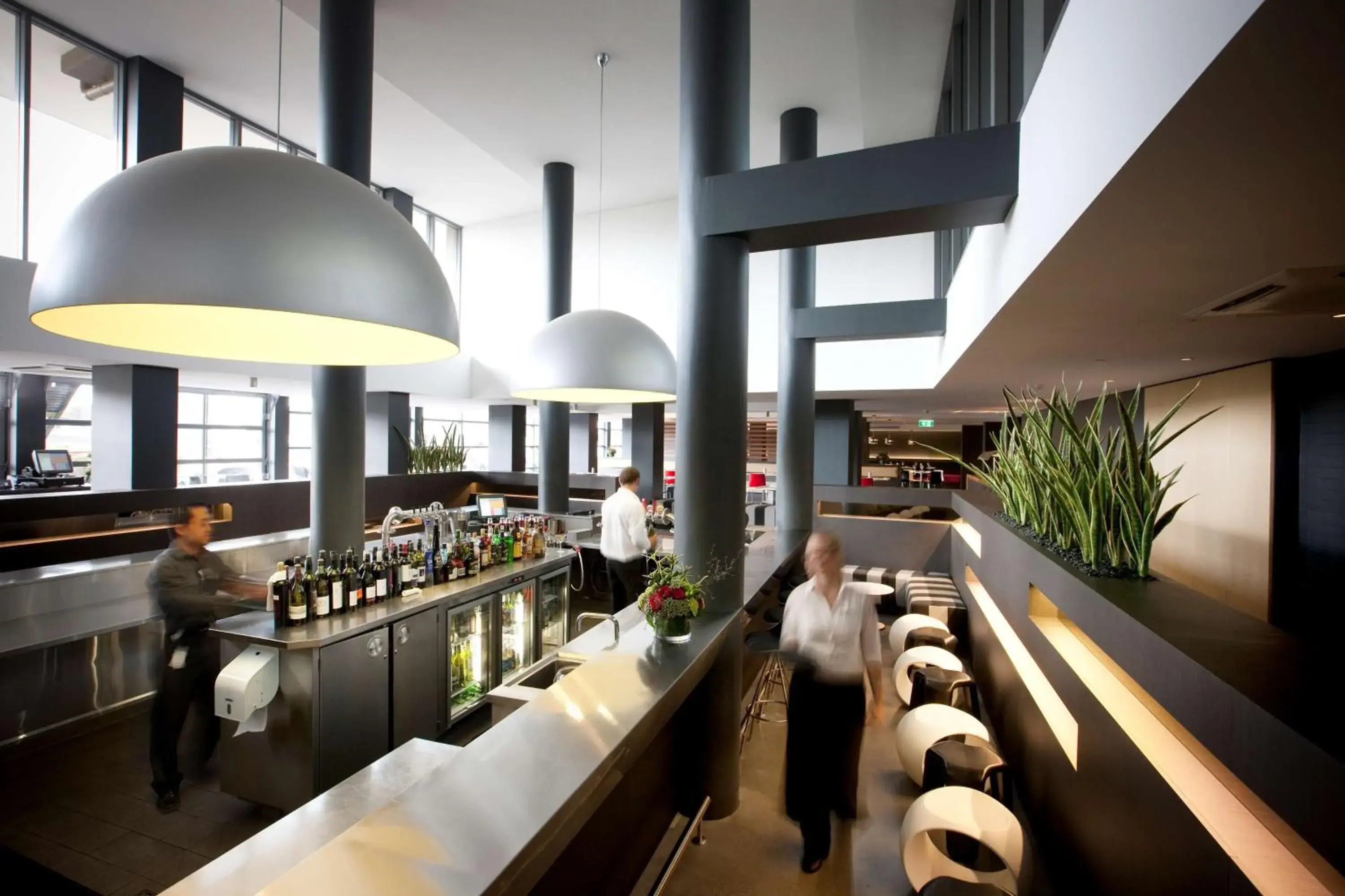 Lounge or bar in Rydges Mount Panorama Bathurst Lounge or bar in Rydges Mount Panorama Bathurst