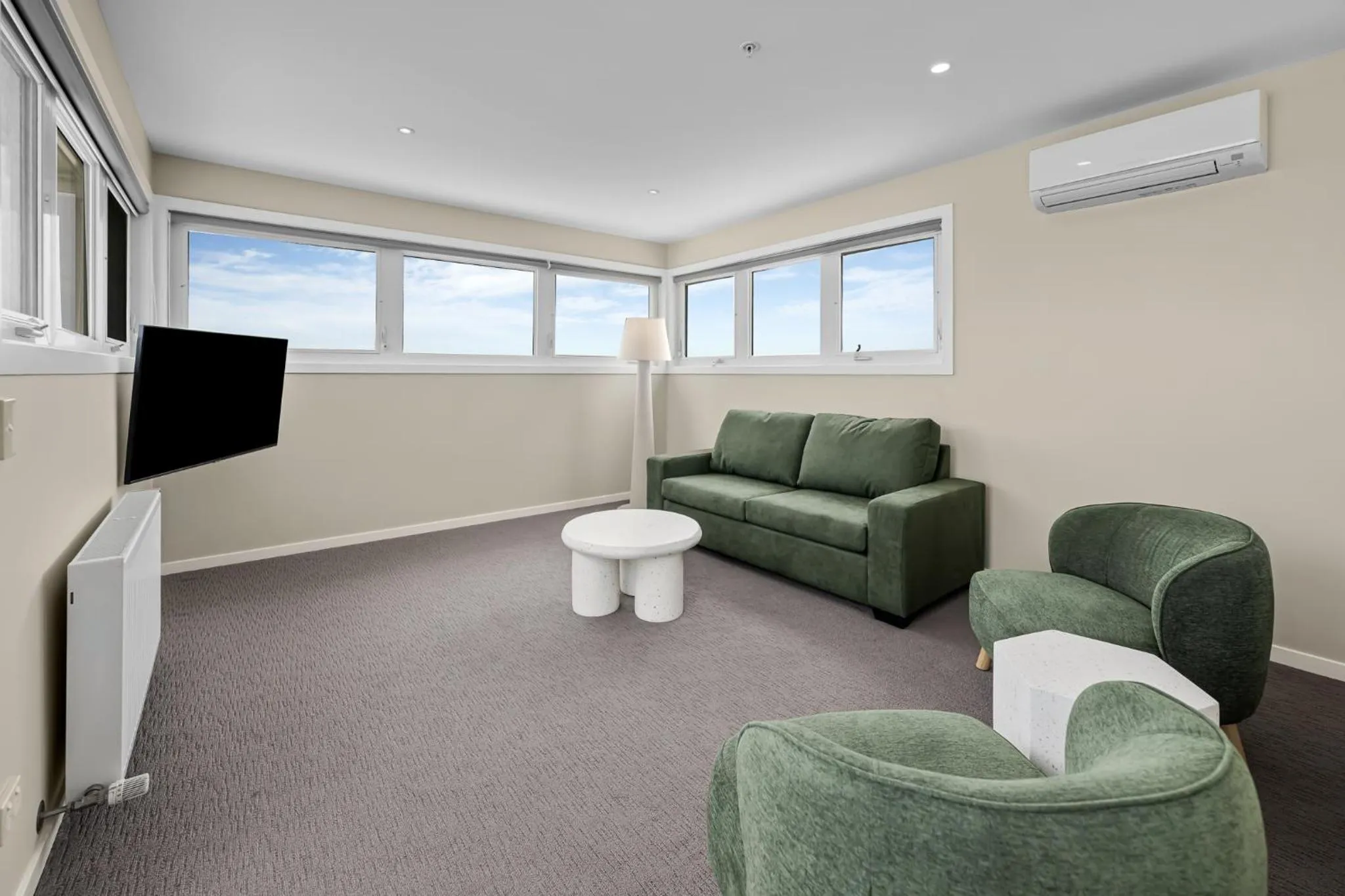 Living room in Deep Blue Hotel & Hot Springs