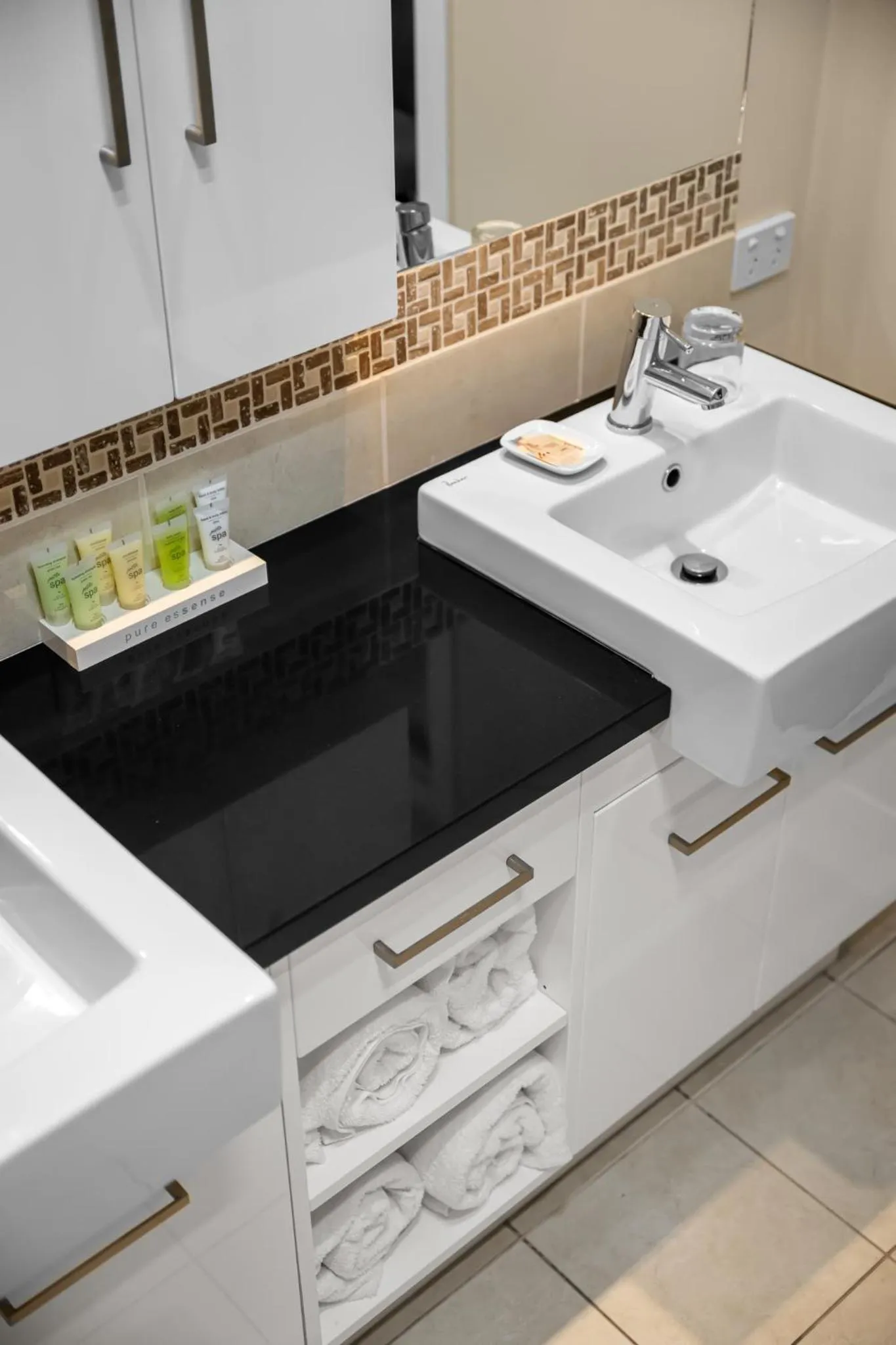 Deep Blue Hotel & Hot Springs