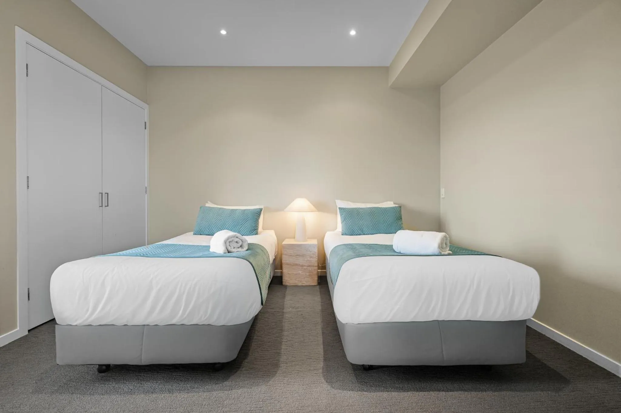 Bed in Deep Blue Hotel & Hot Springs