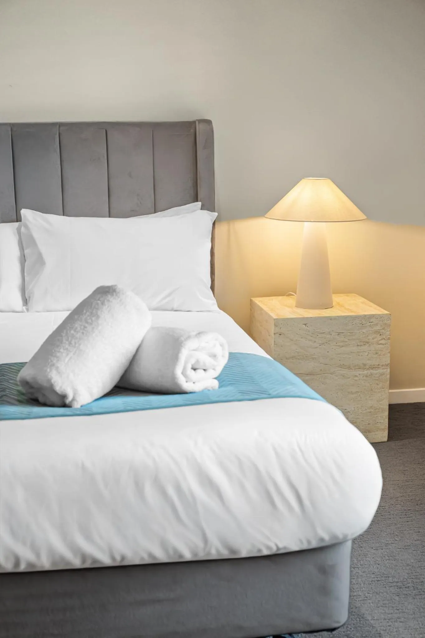 Bed in Deep Blue Hotel & Hot Springs