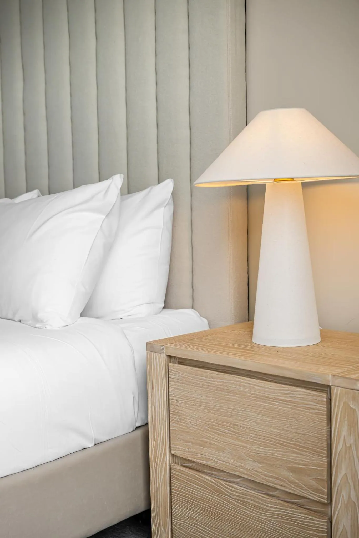 room service, Bed in Deep Blue Hotel & Hot Springs