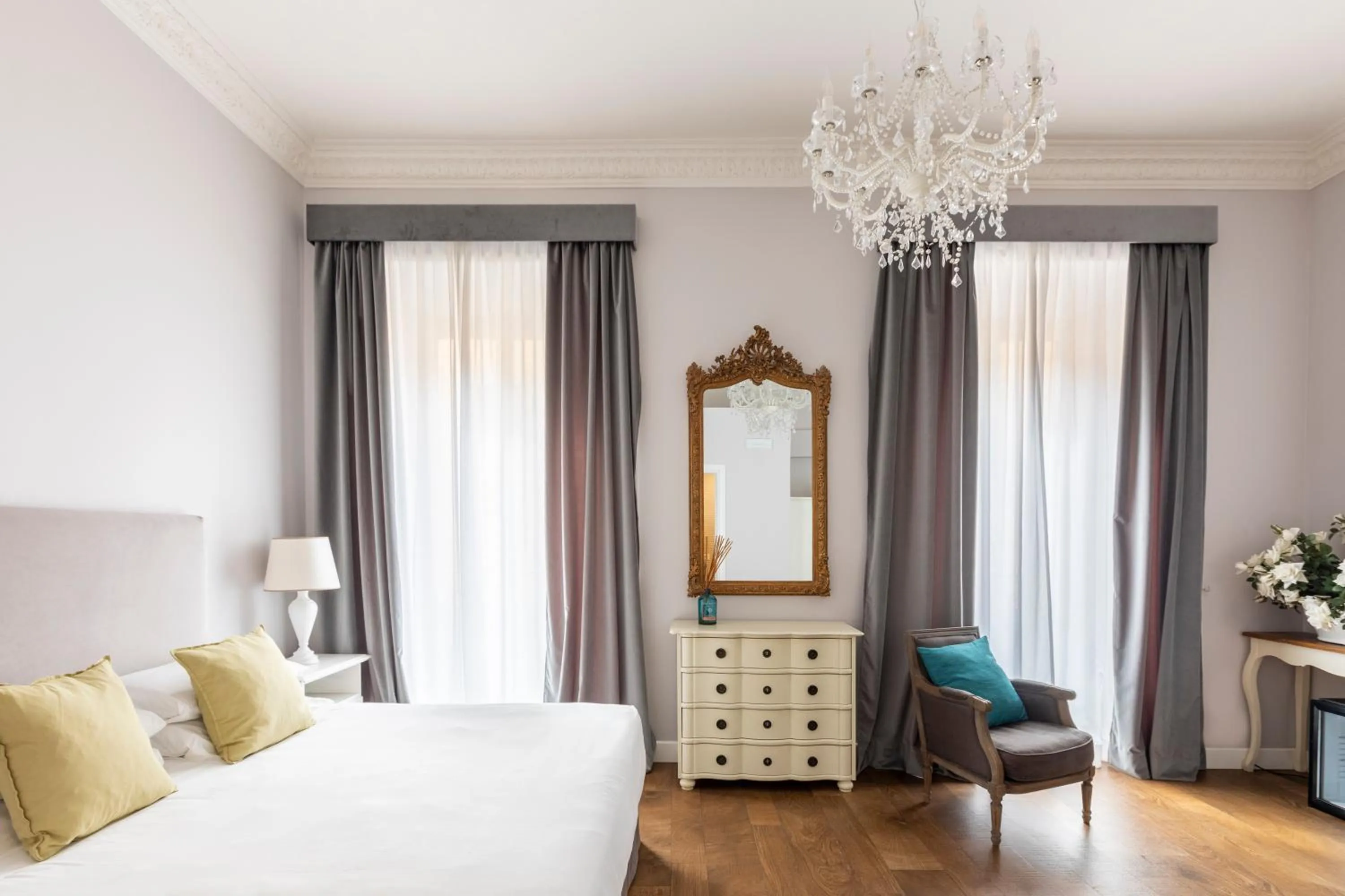 Bedroom, Bed in Spagna Art & Suites - CA Domus Collection