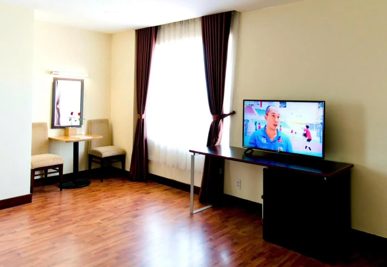 TV and multimedia in Park View Hotel