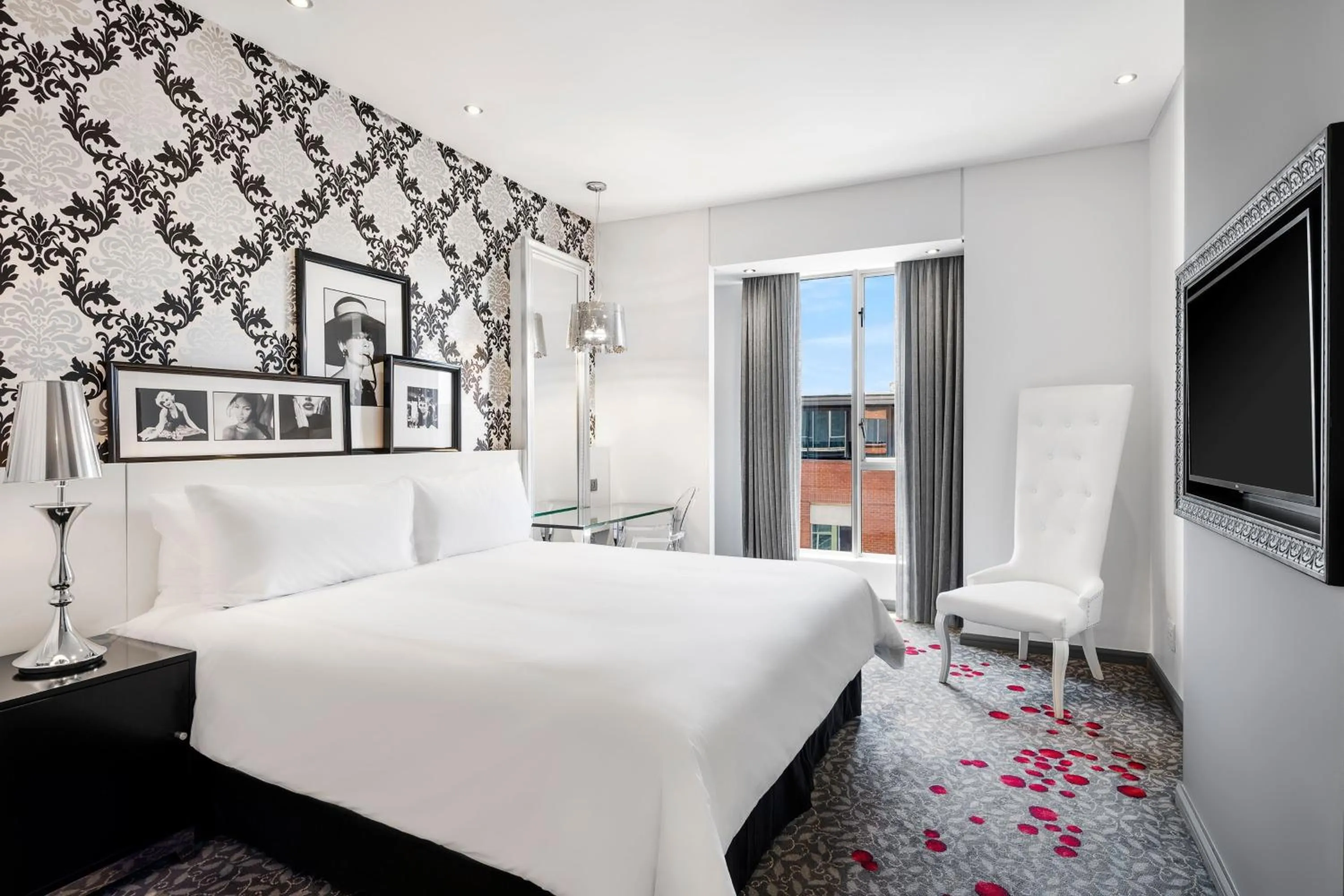 Bedroom, Bed in Protea Hotel Fire & Ice! by Marriott Johannesburg Melrose Arch