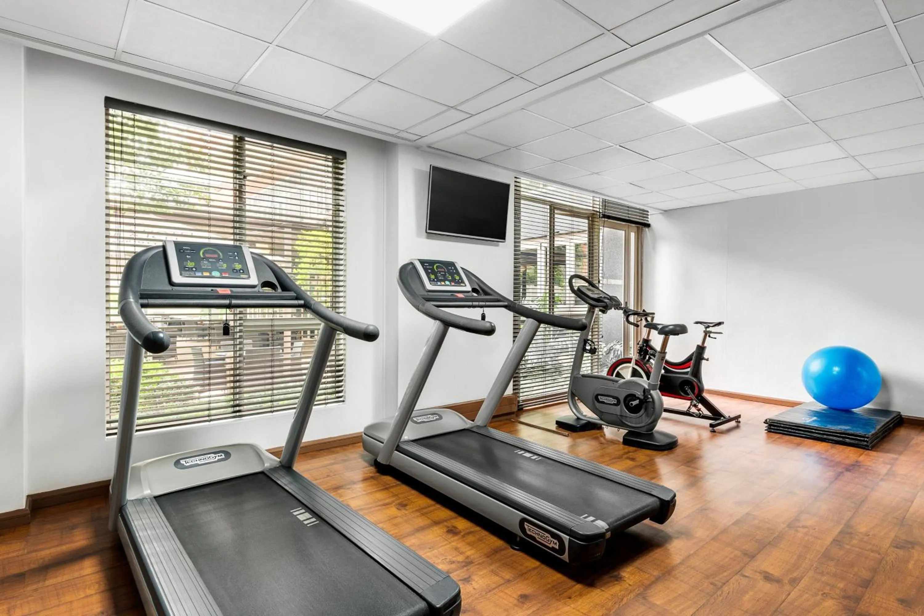 Fitness centre/facilities in Protea Hotel Fire & Ice! by Marriott Johannesburg Melrose Arch
