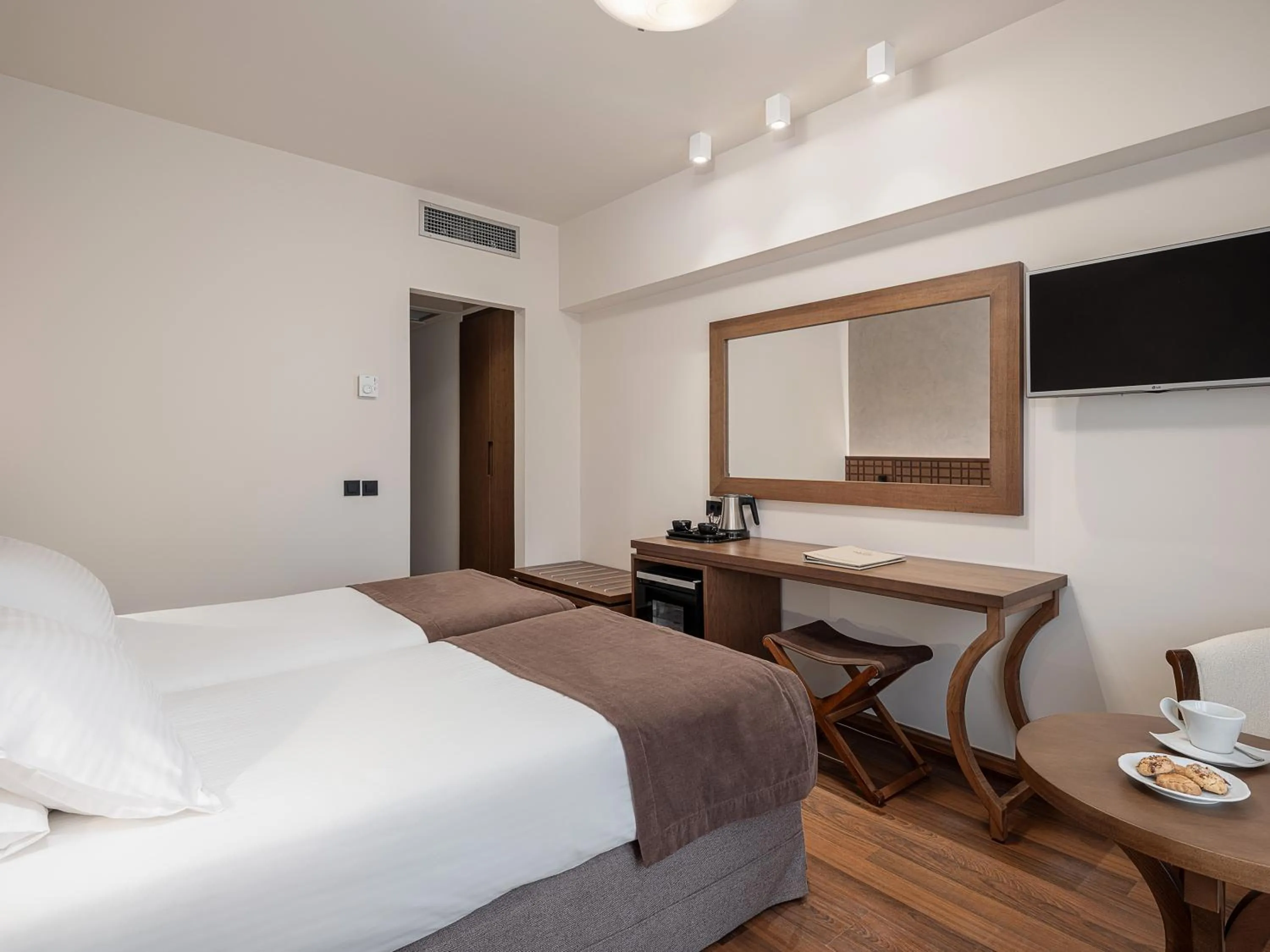 Bedroom, Bed in Civitel Akali Hotel