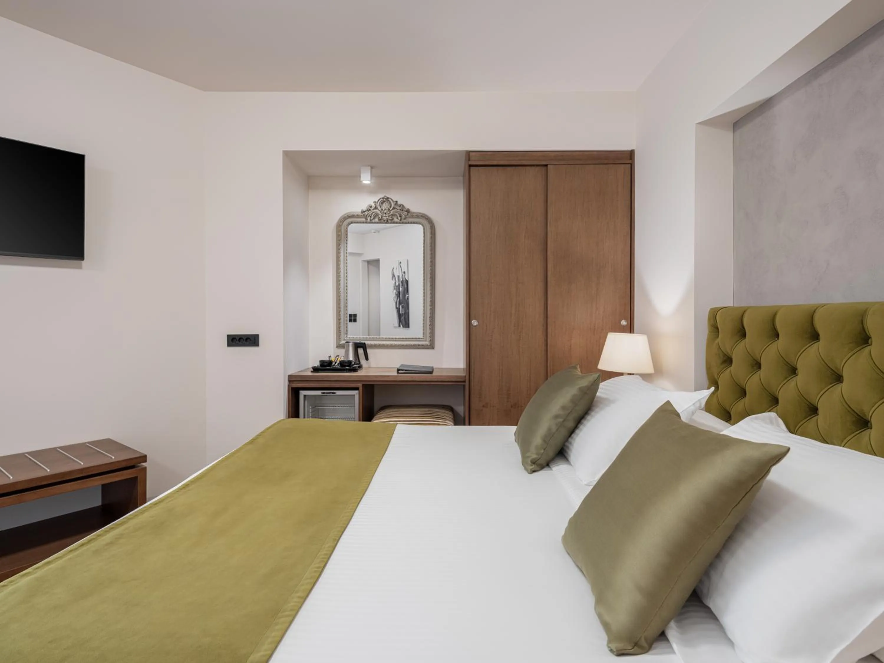 Bed in Civitel Akali Hotel