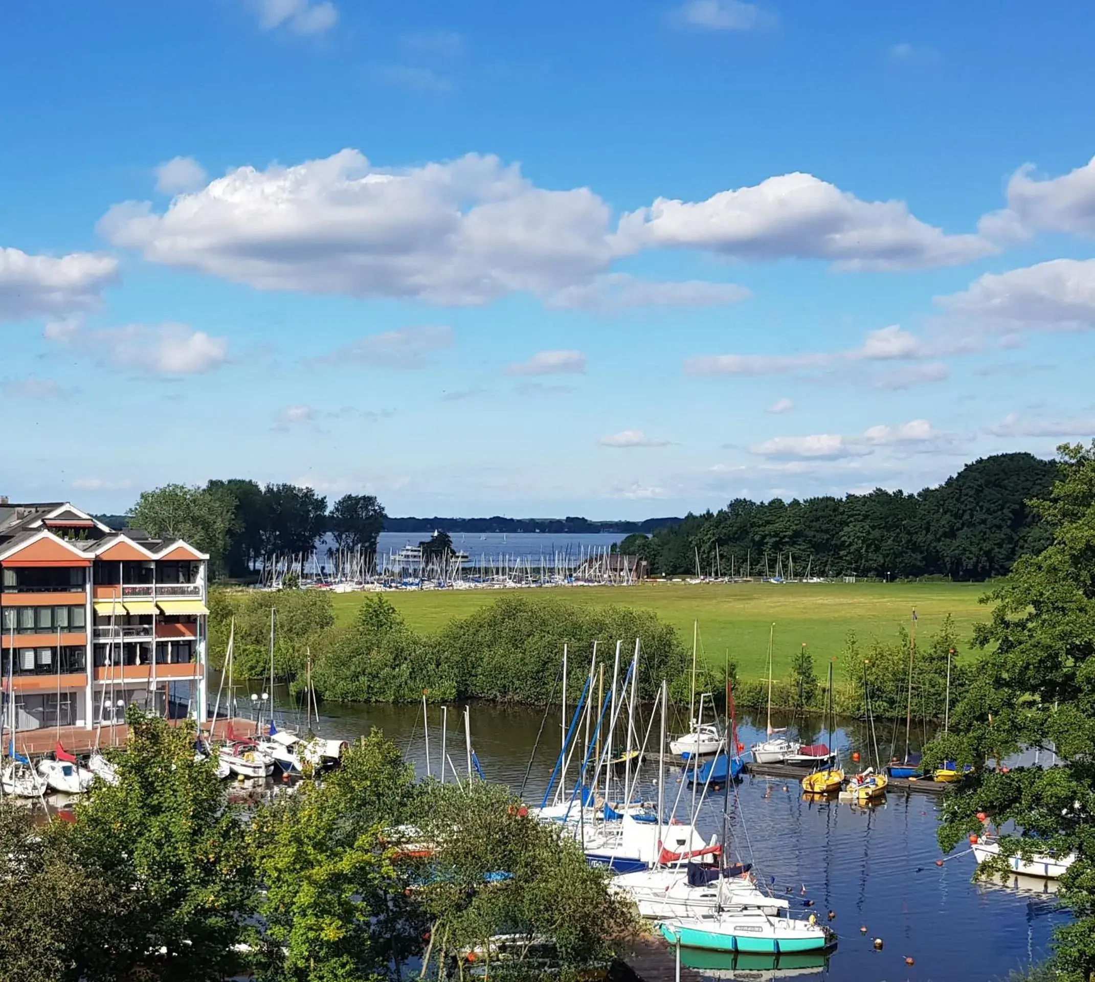 Yachthafenblick Yachthafenblick