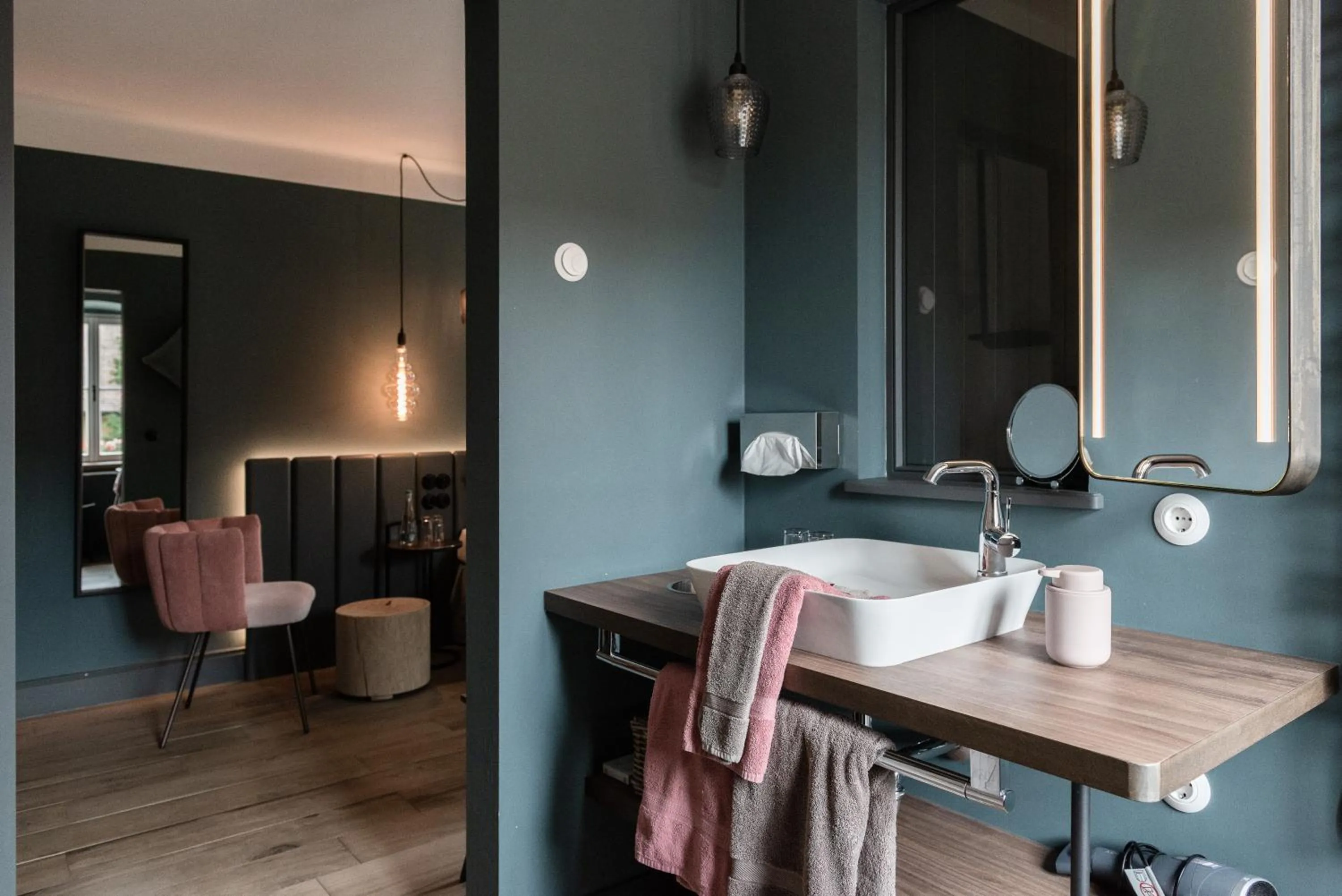 Bathroom in Hotel / Weingut Meintzinger