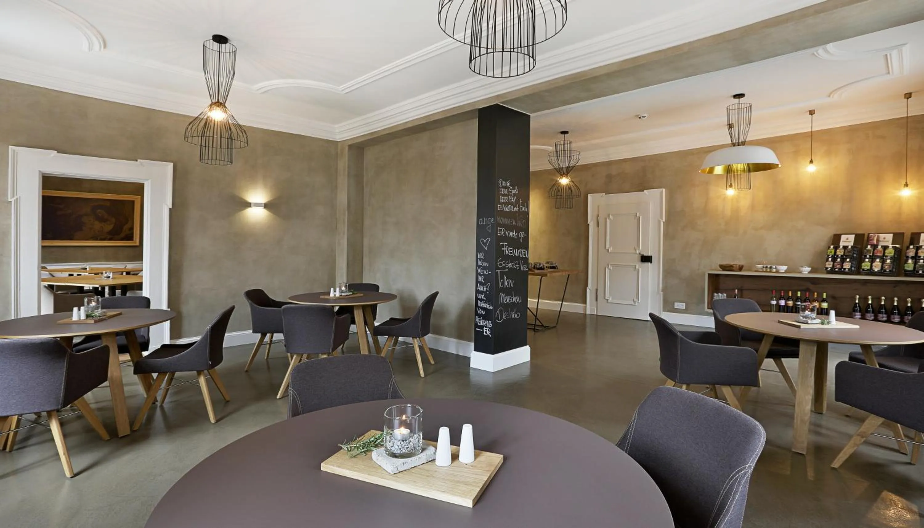 Restaurant/places to eat in Hotel / Weingut Meintzinger