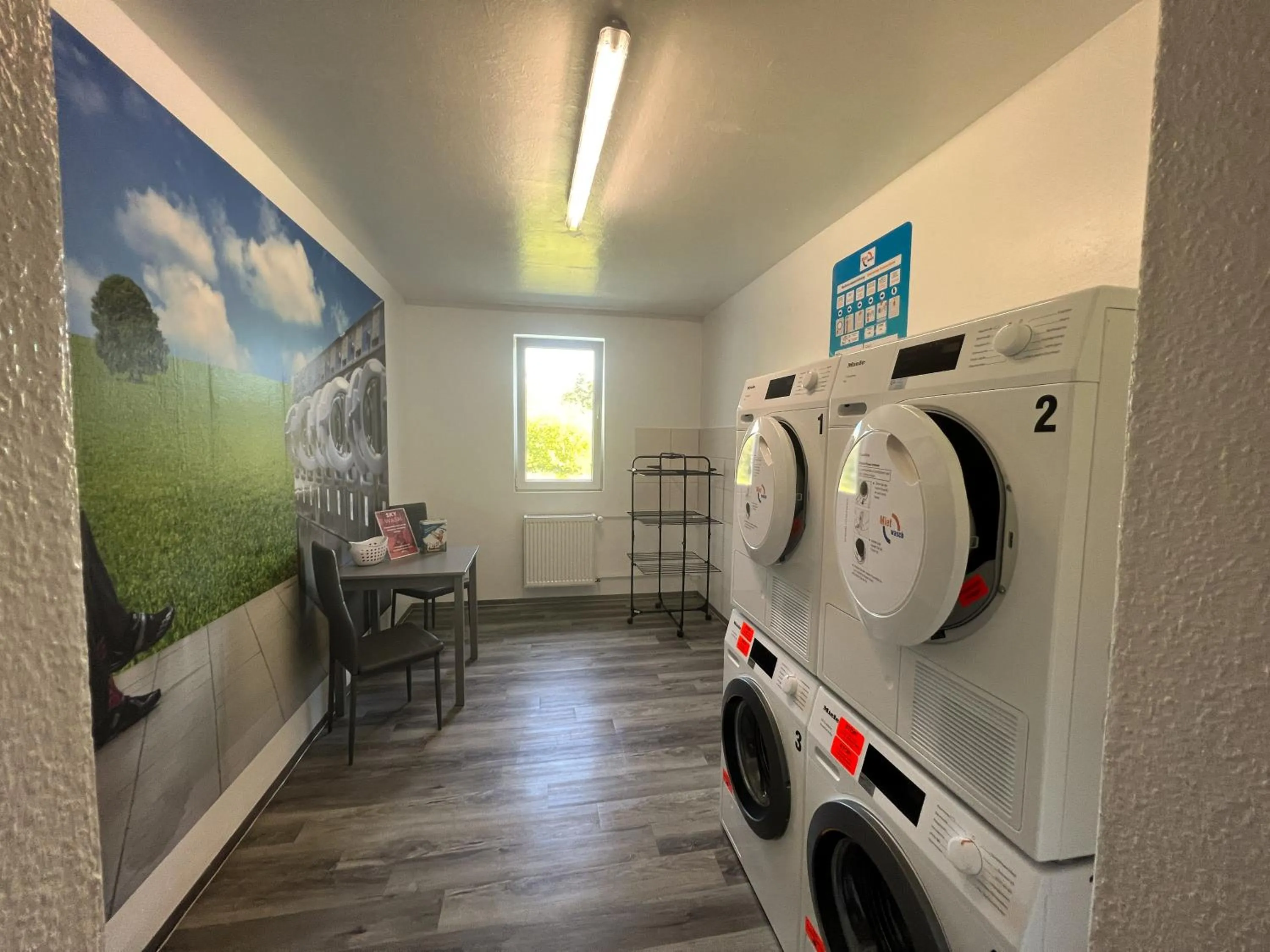 washing machine in SKYHOTEL Merseburg