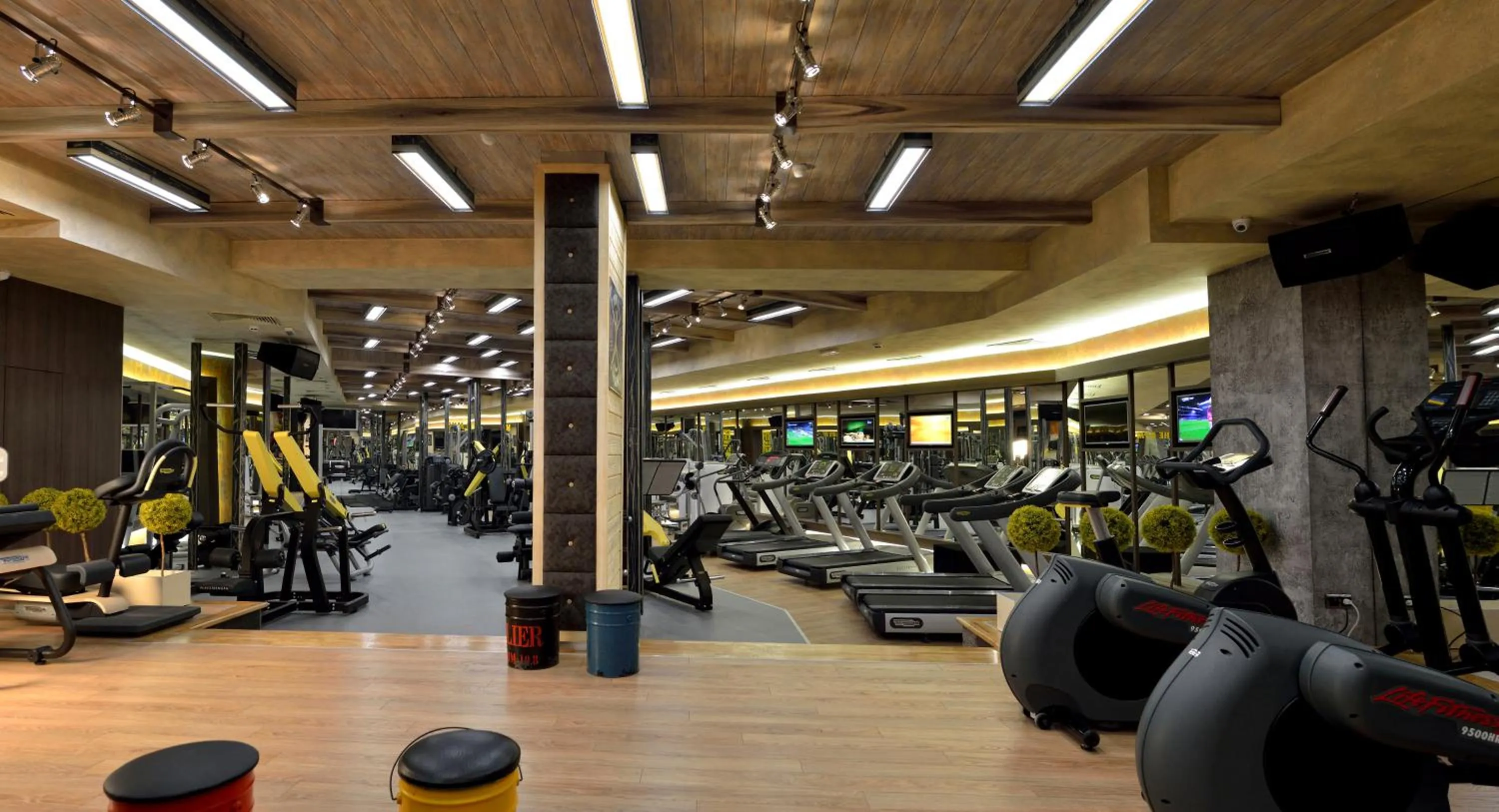 Fitness centre/facilities in Cosmopolitan Hotel & Wellness
