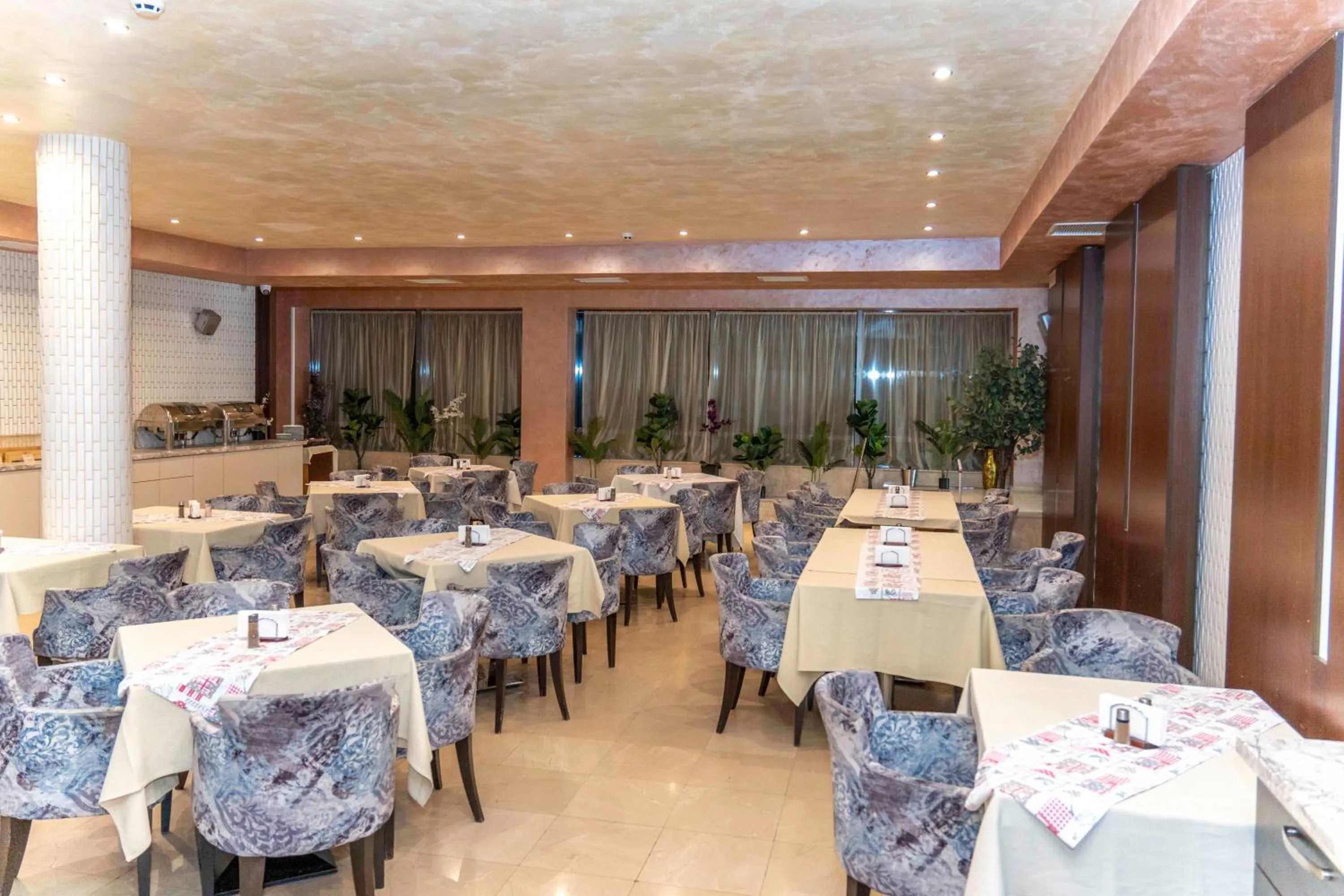 Cosmopolitan Hotel & Wellness