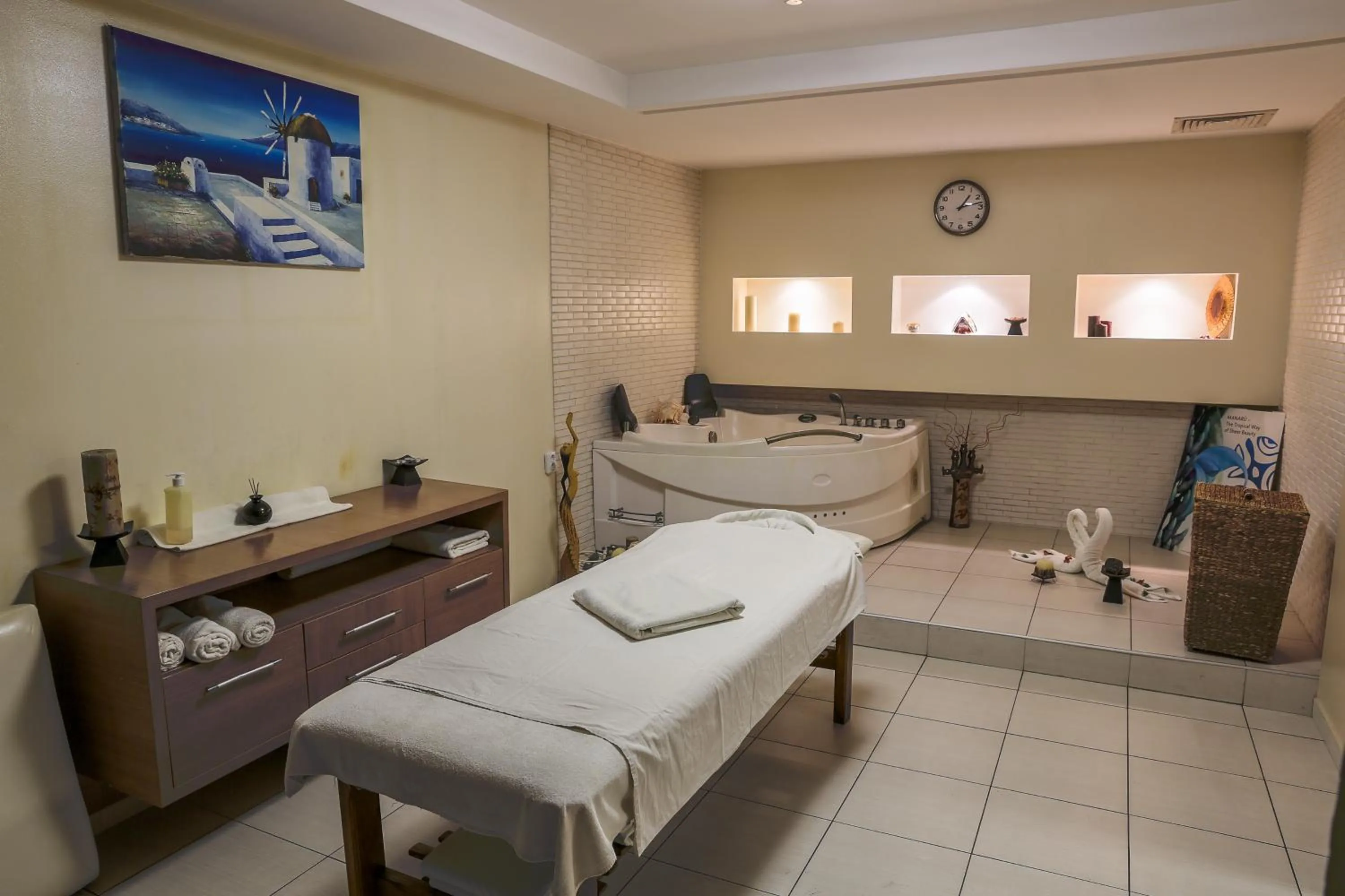 Massage in Cosmopolitan Hotel & Wellness