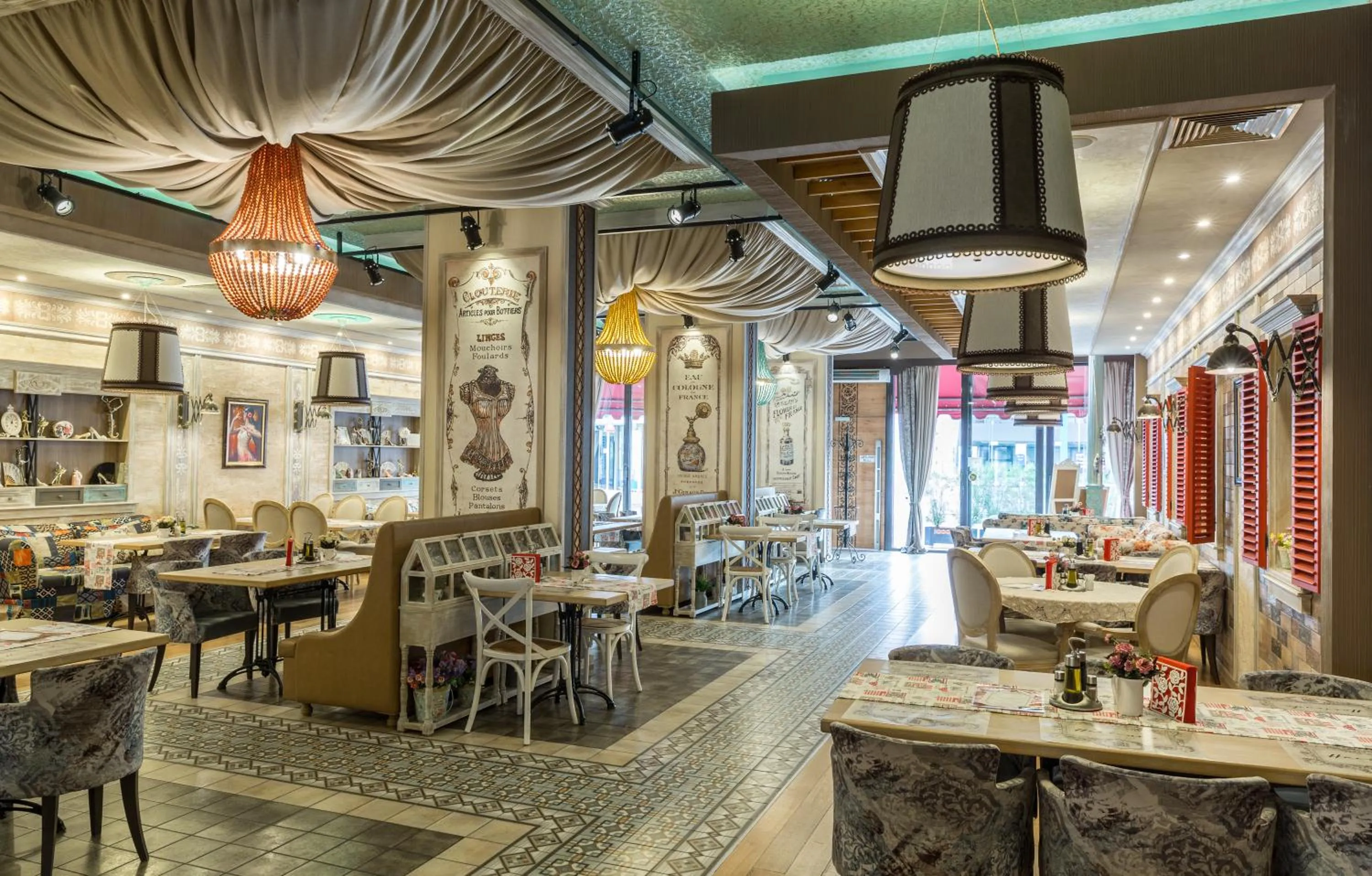 Restaurant/places to eat in Cosmopolitan Hotel & Wellness