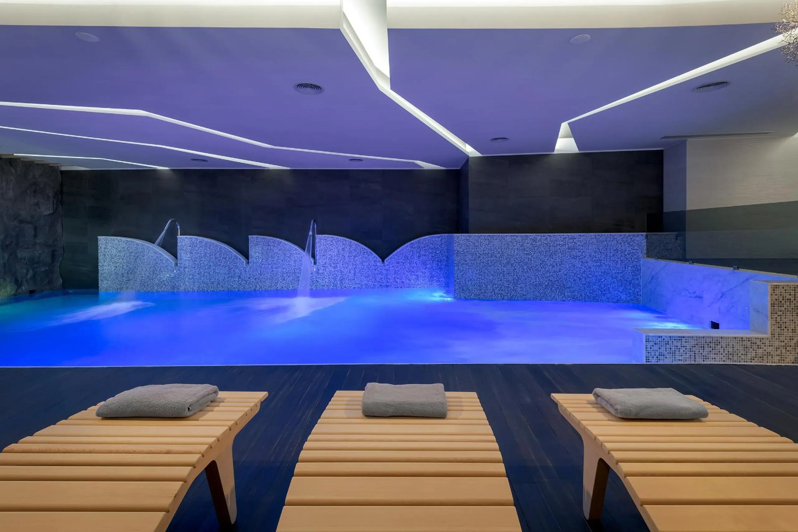 Spa and wellness centre/facilities in Olympic Palace Hotel