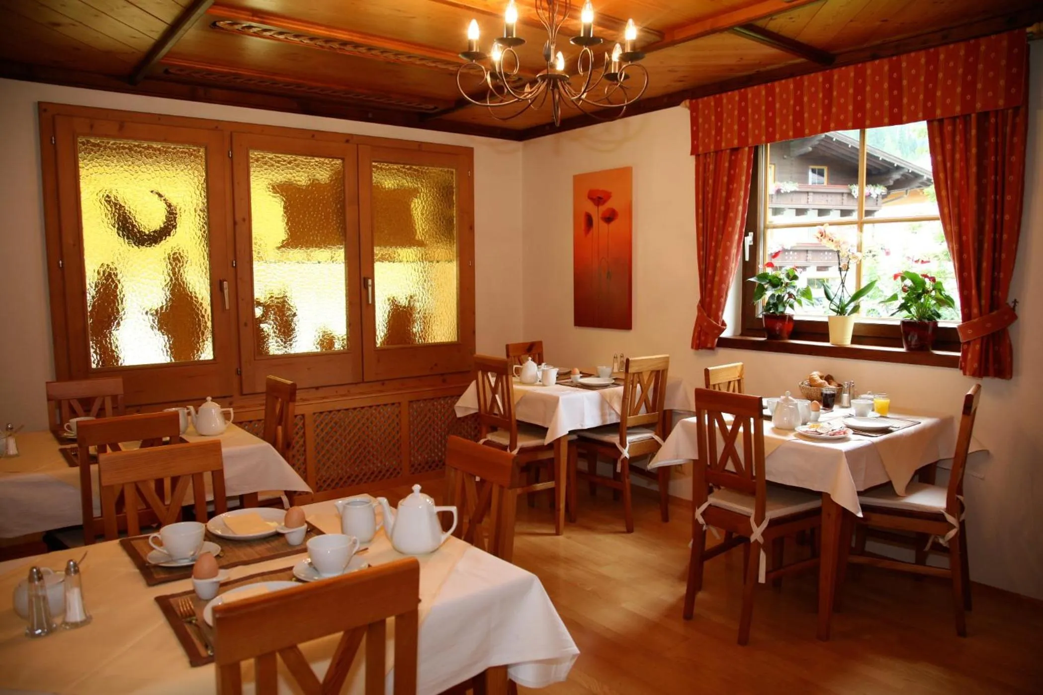 Restaurant/places to eat in Frühstückspension Friedheim