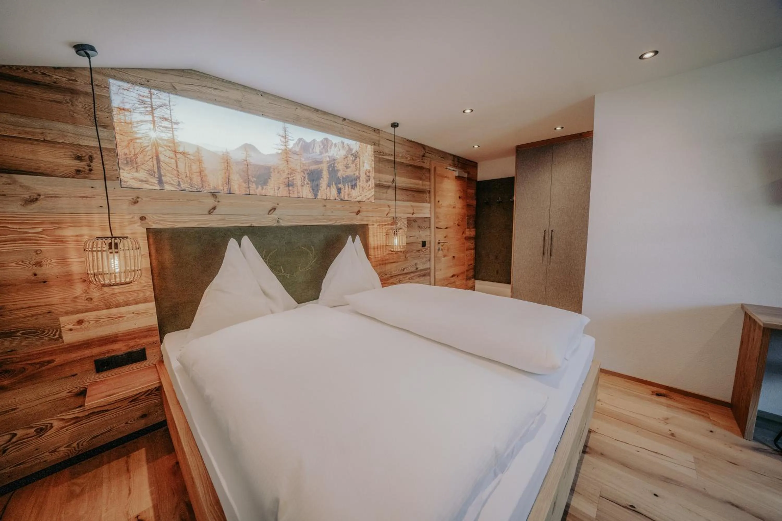 Photo of the whole room, Bed in Frühstückspension Friedheim