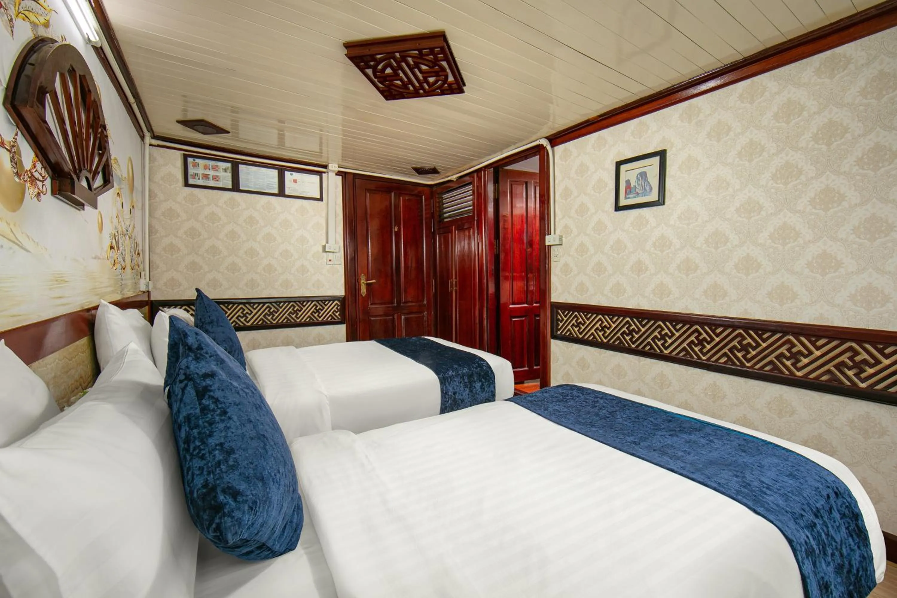 Bedroom, Bed in Fantasea Imperial Cruise