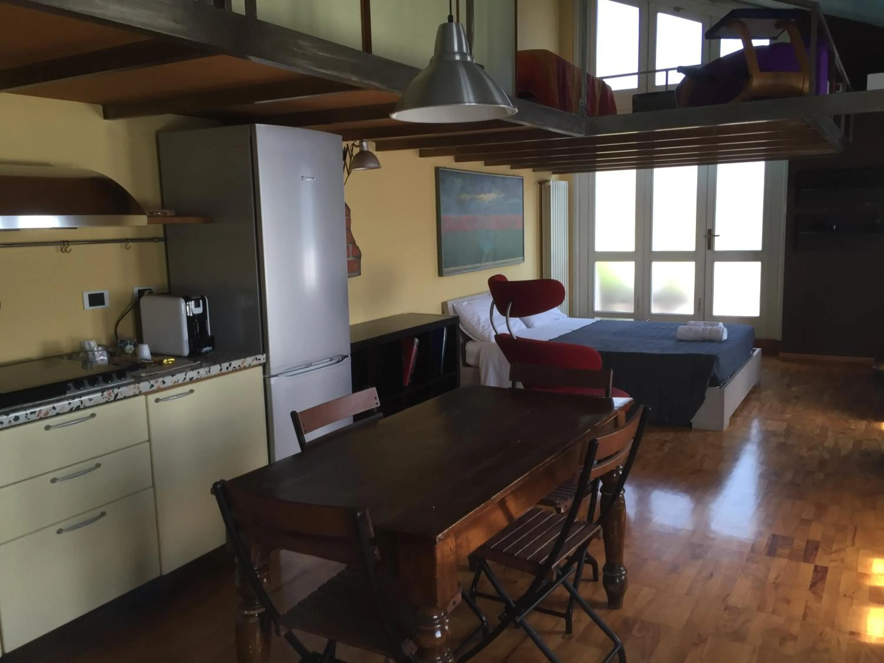 Dining area in B&B Treviglio