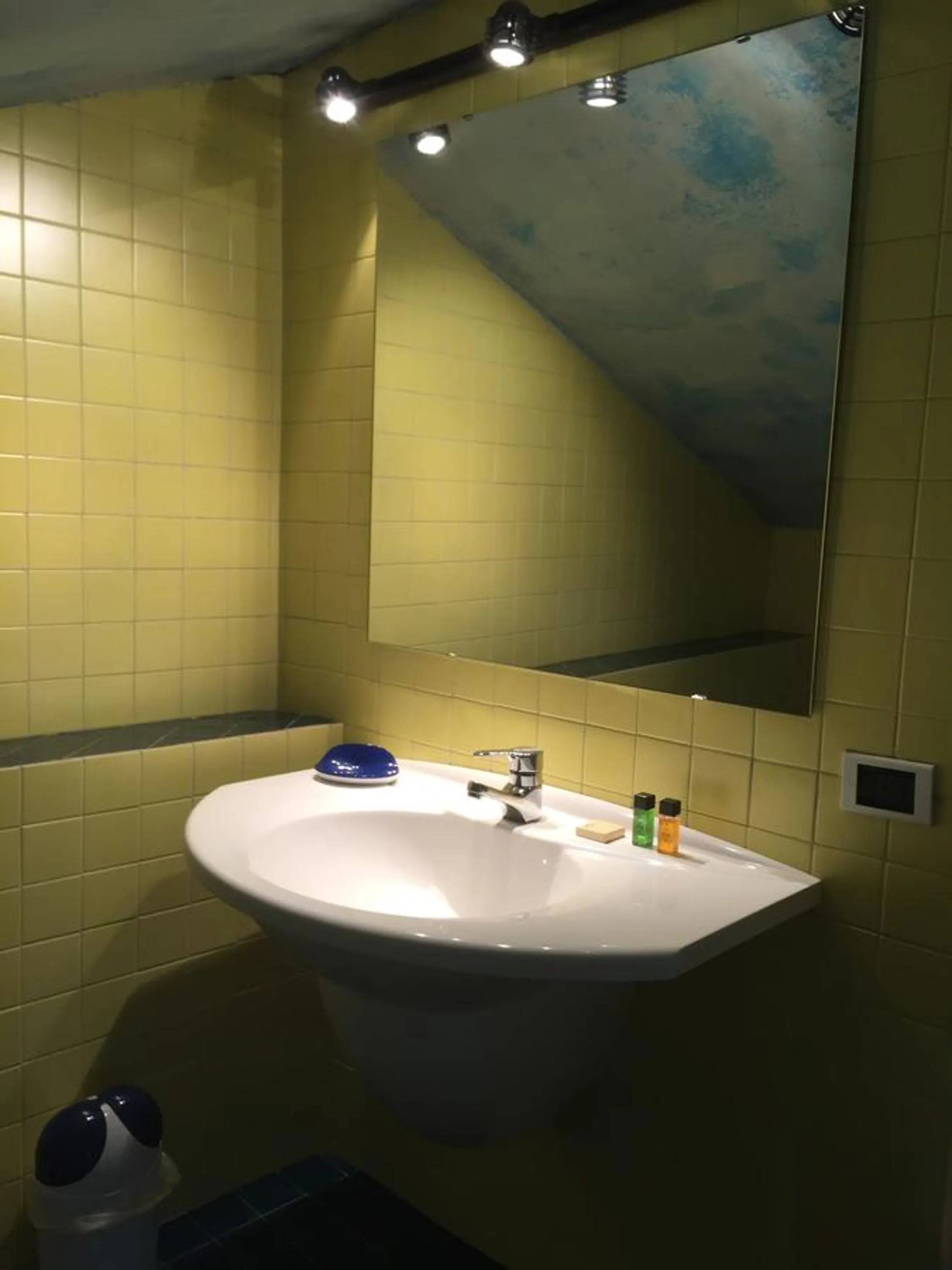 Bathroom in B&B Treviglio