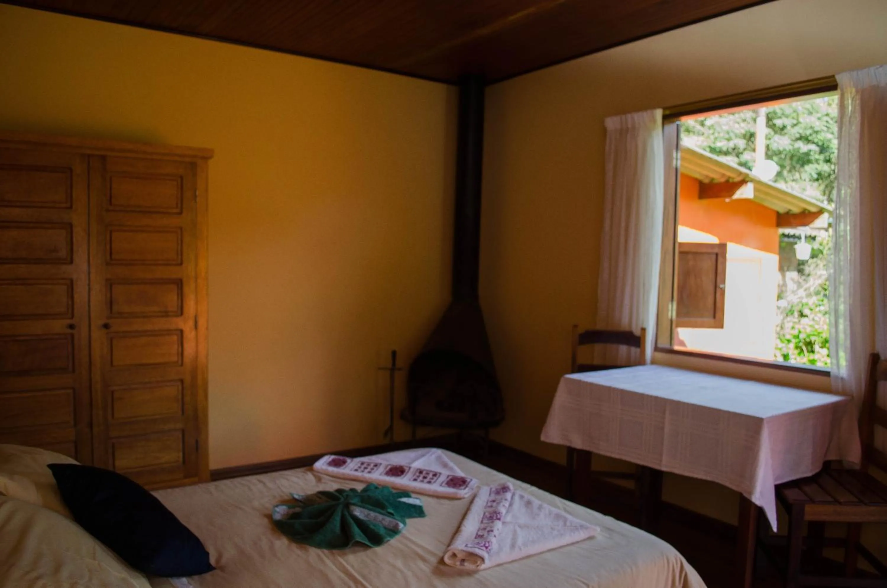 Bedroom, Bed in Pousada Pedra da Gávea