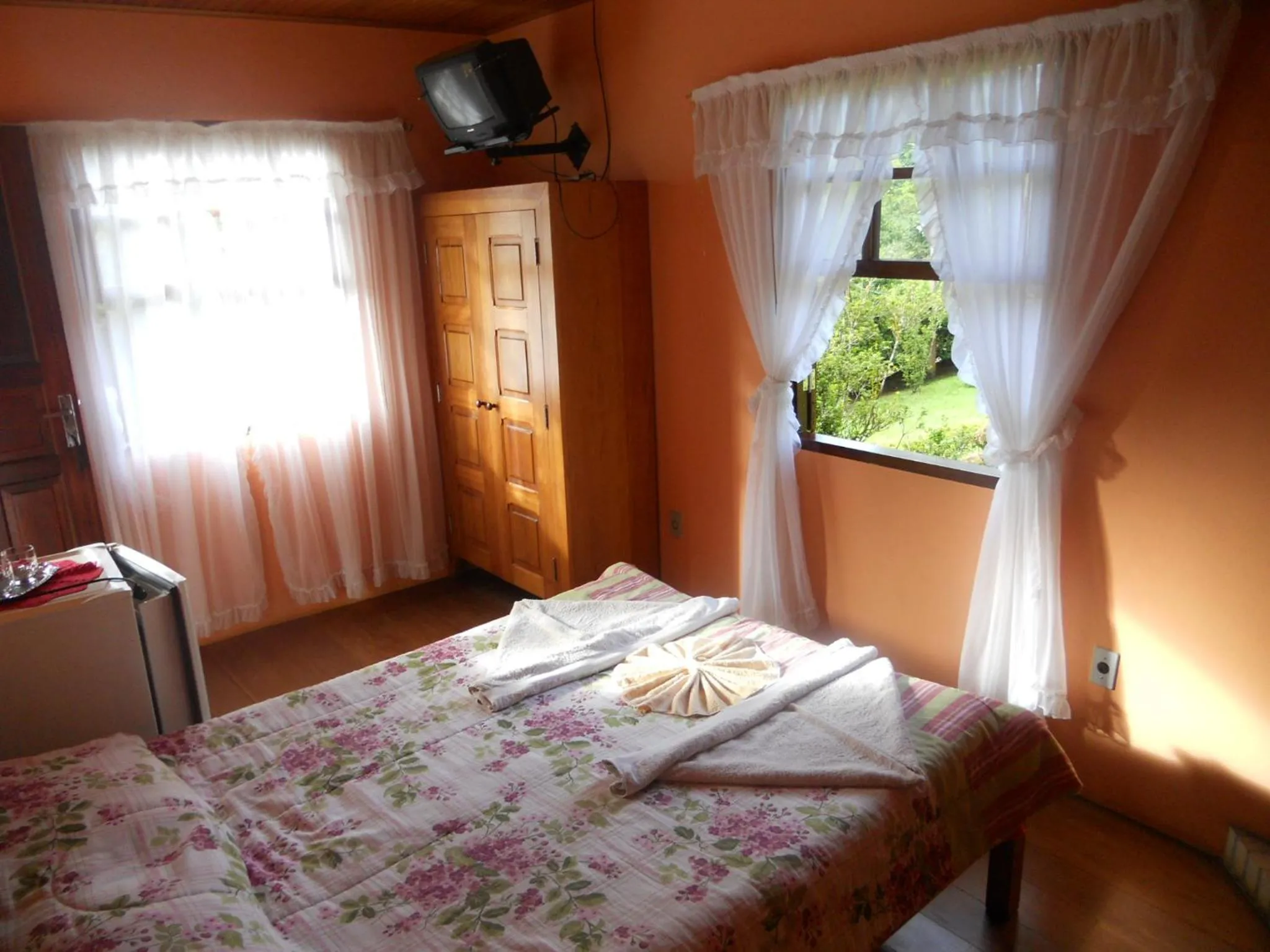 Day, Bed in Pousada Pedra da Gávea