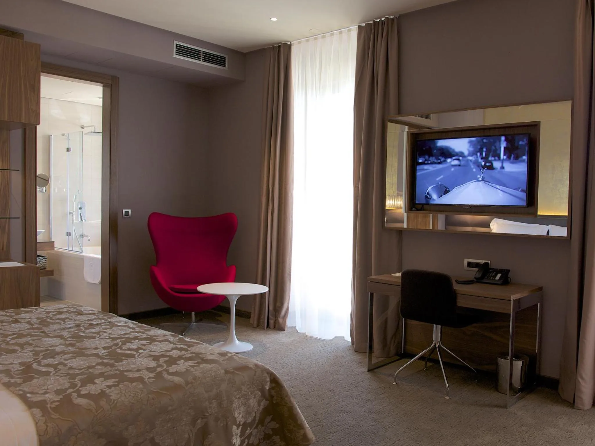 Photo of the whole room, Bed in Atlantida Boutique Hotel