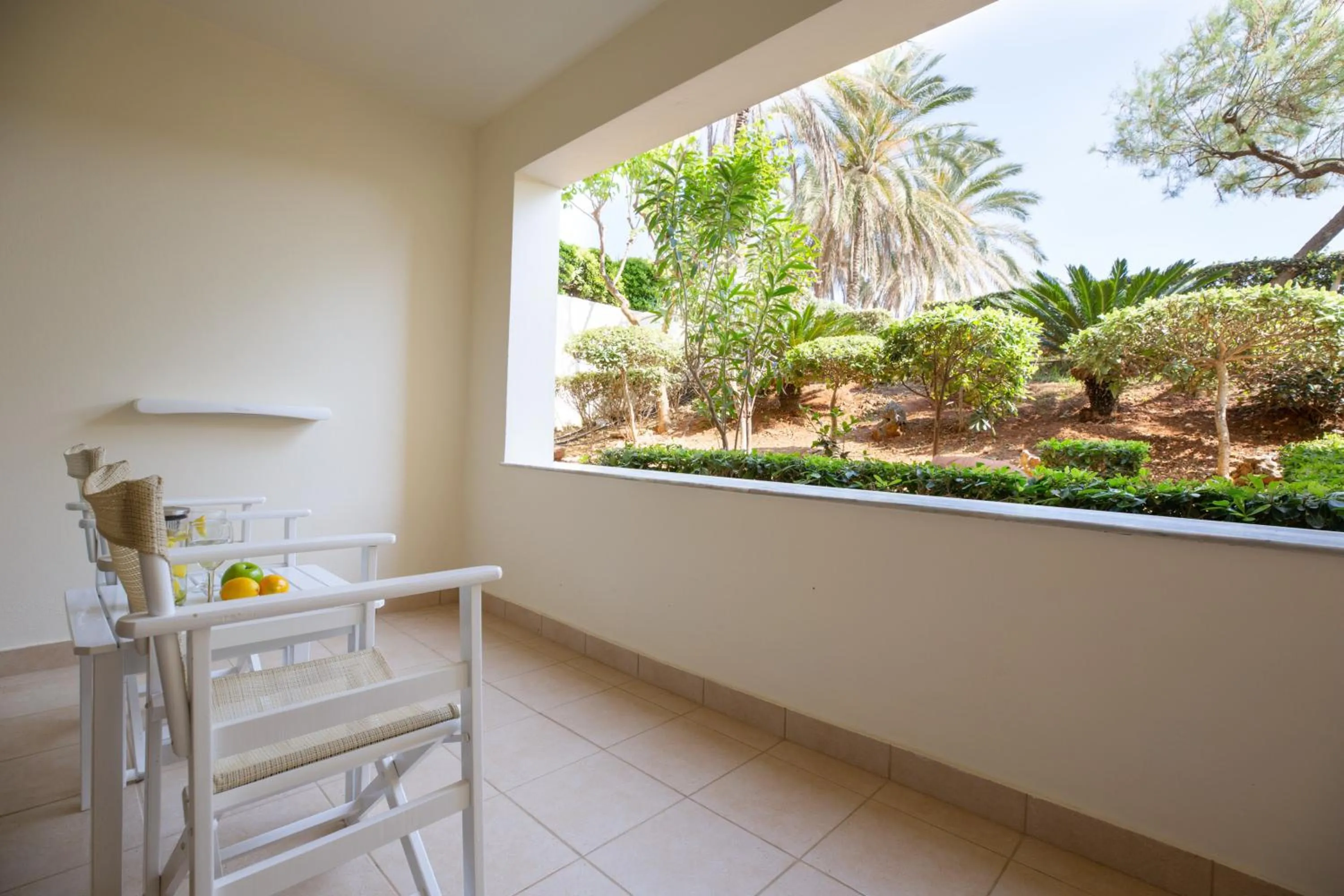 Day in Giannoulis - Santa Marina Plaza (Adults Only)